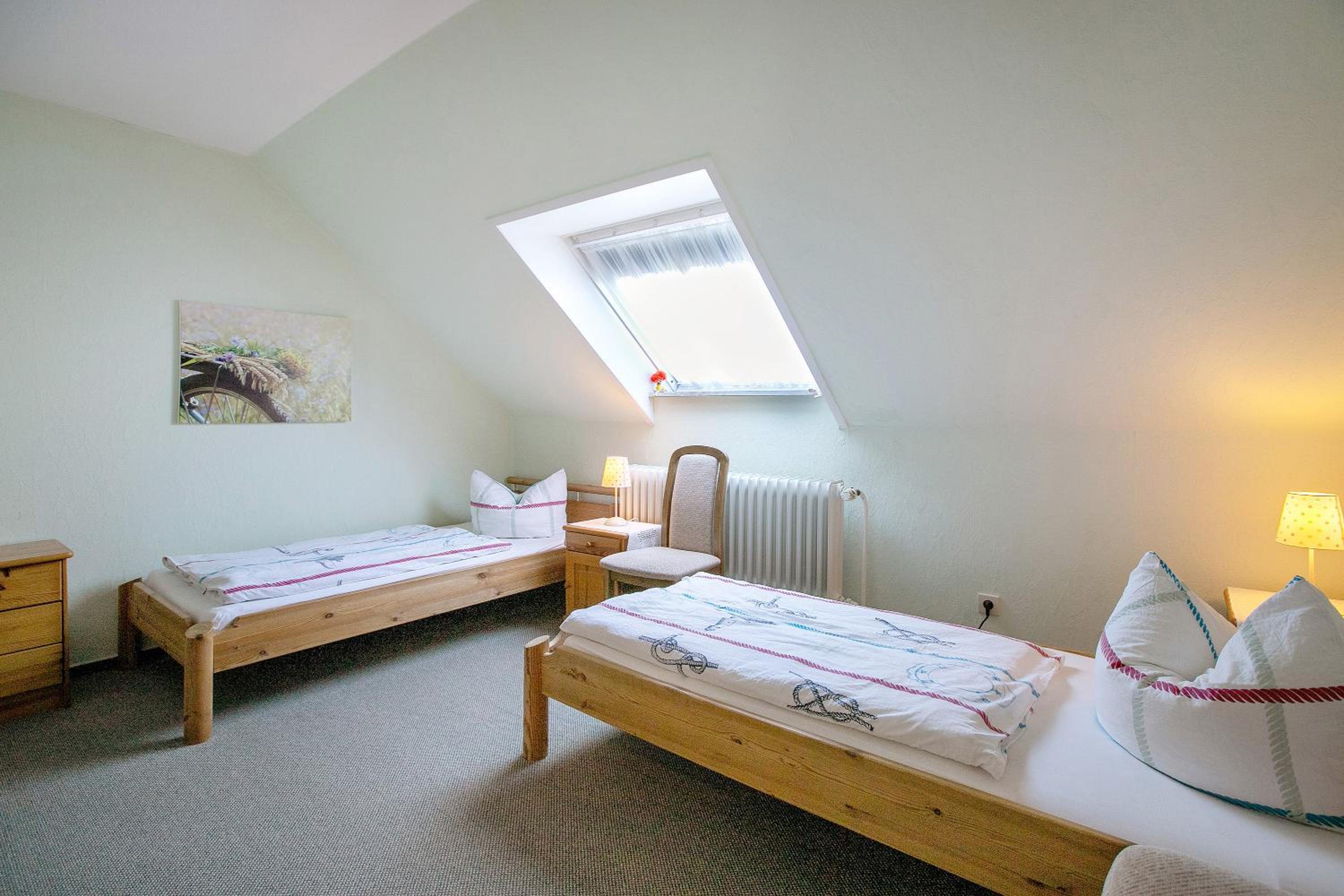 Two-Bedroom Deluxe Apartment with Garden View photo 3