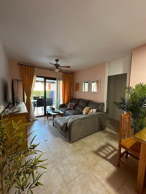 Three-Bedroom Apartment photo 2