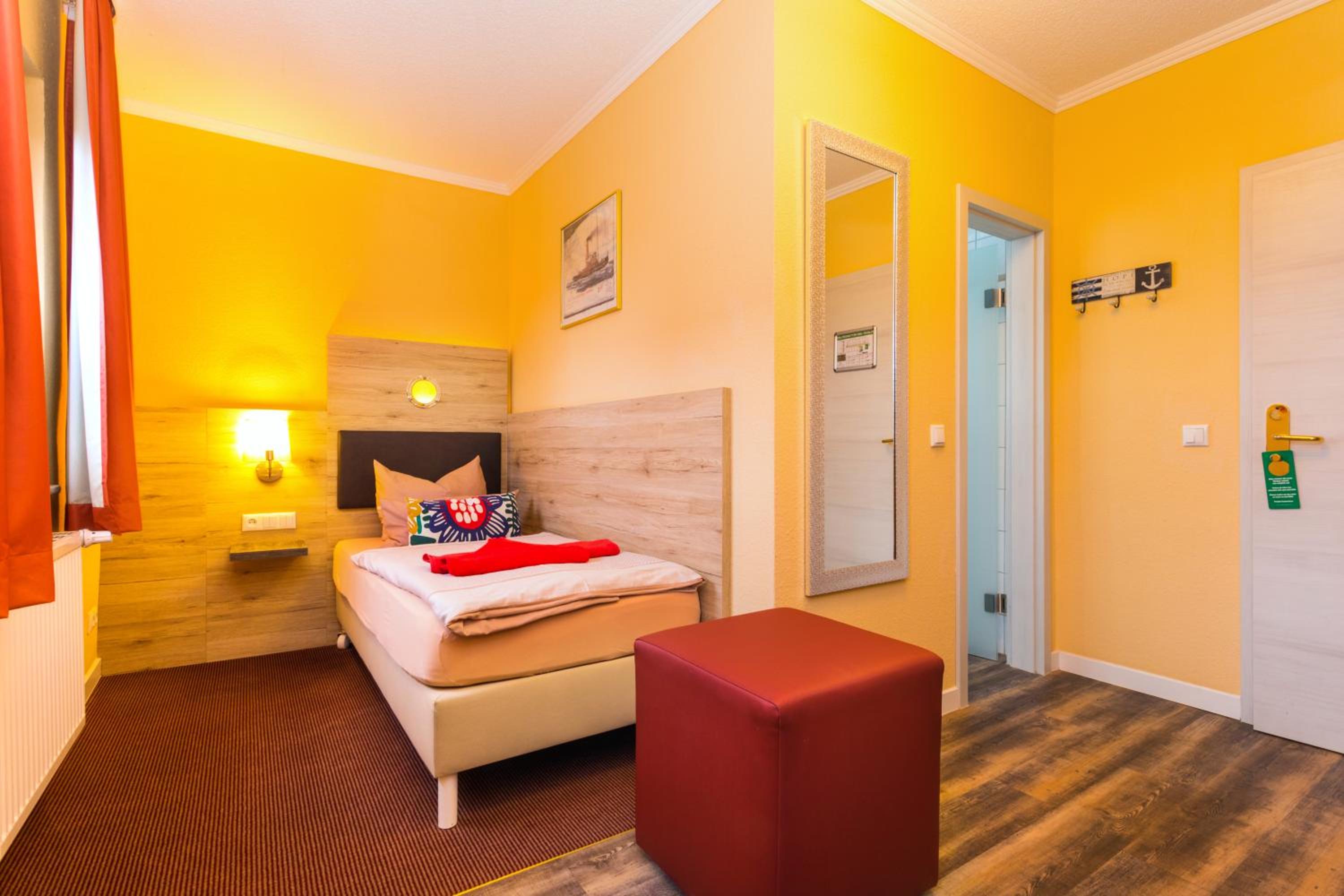 Single Room photo 1