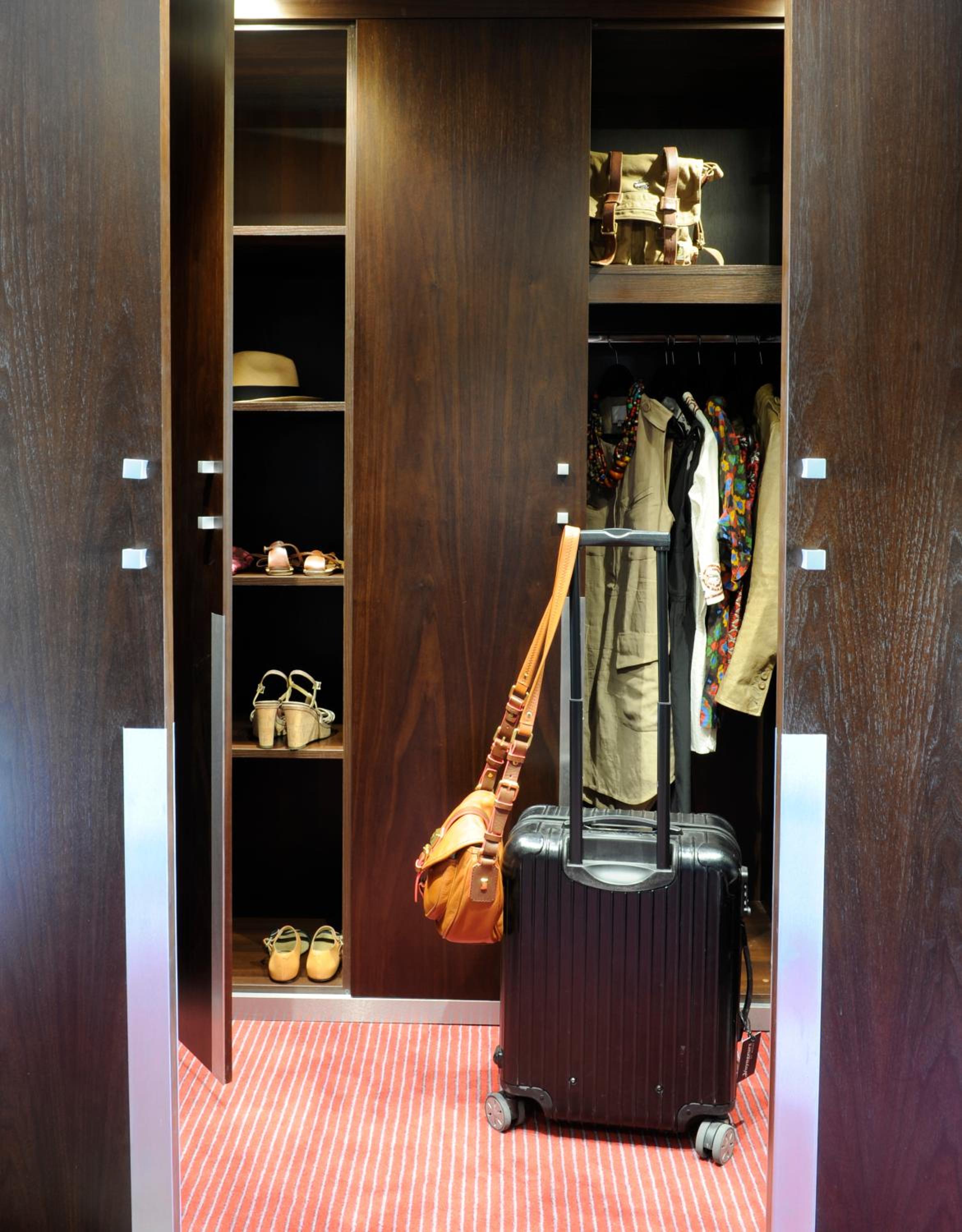 Suite With Terrace - Photo 6