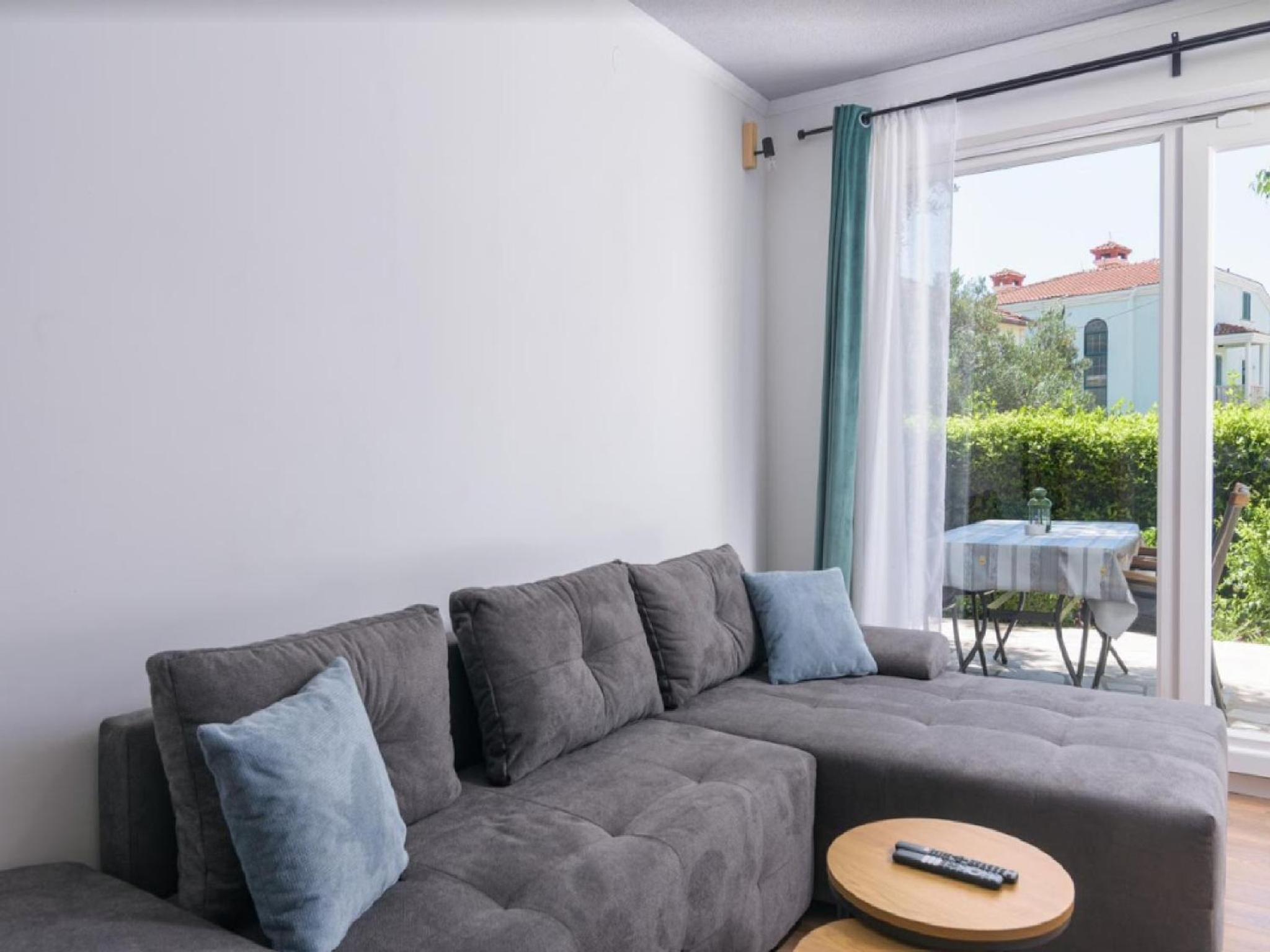 One Bedroom Apartment with Balcony - Photo 22