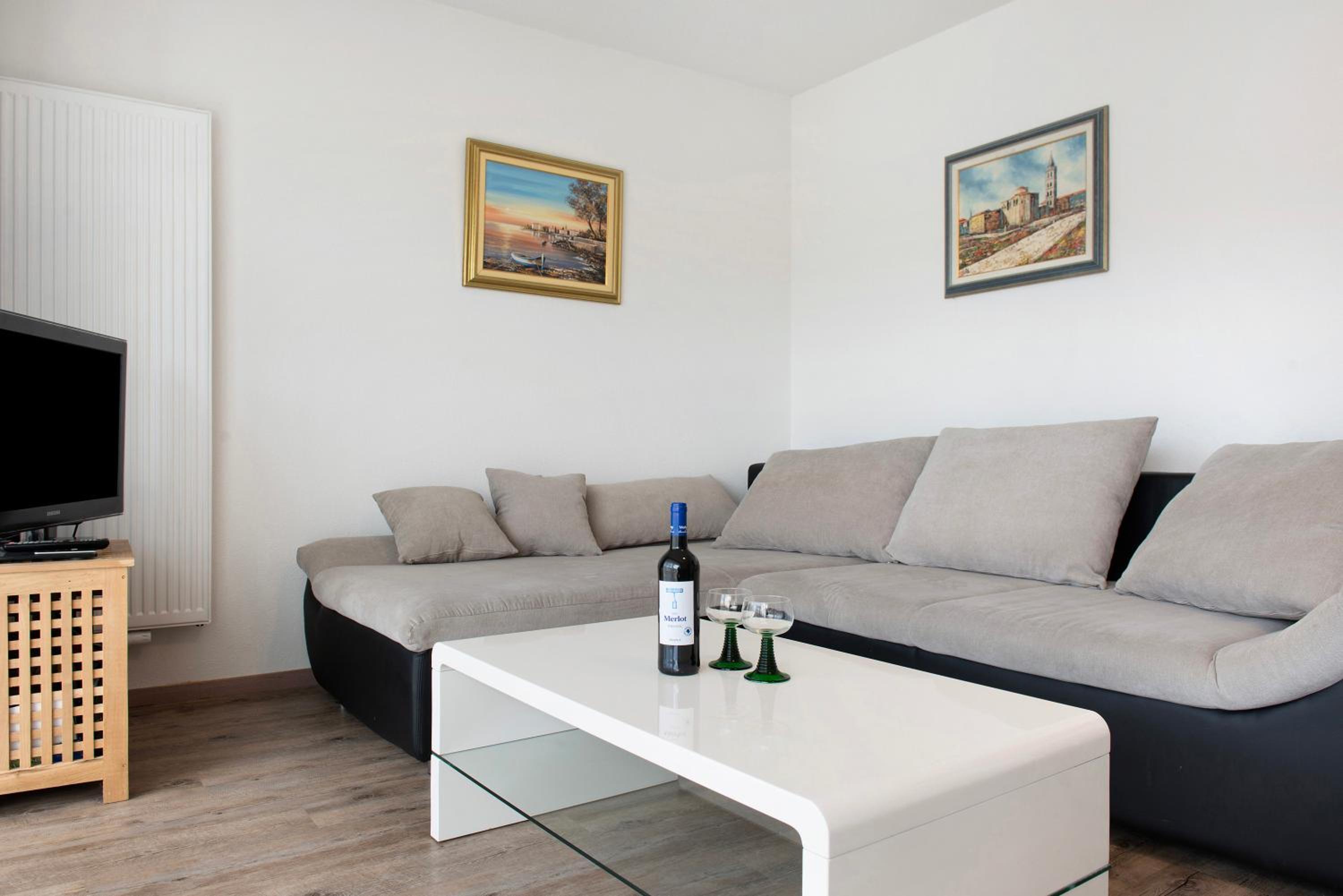 Apartment with Terrace photo 1
