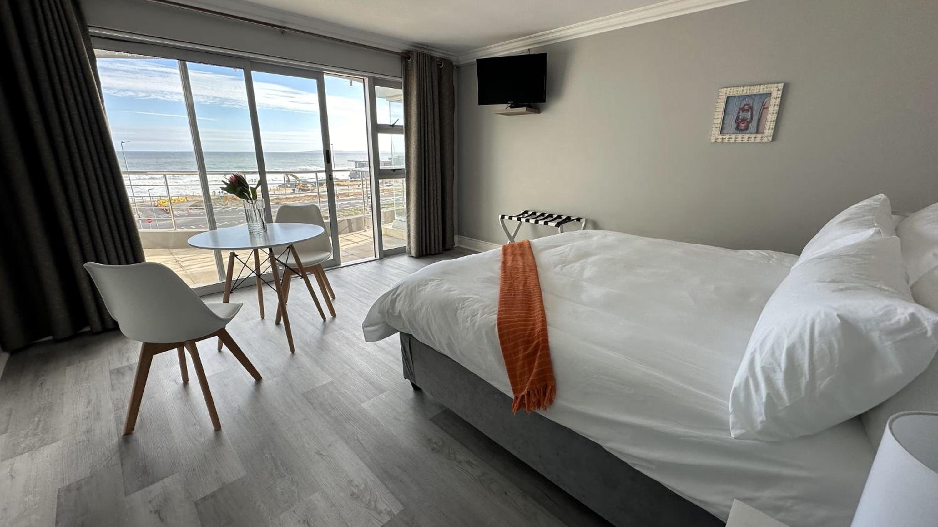 Standard King Room - Photo 1