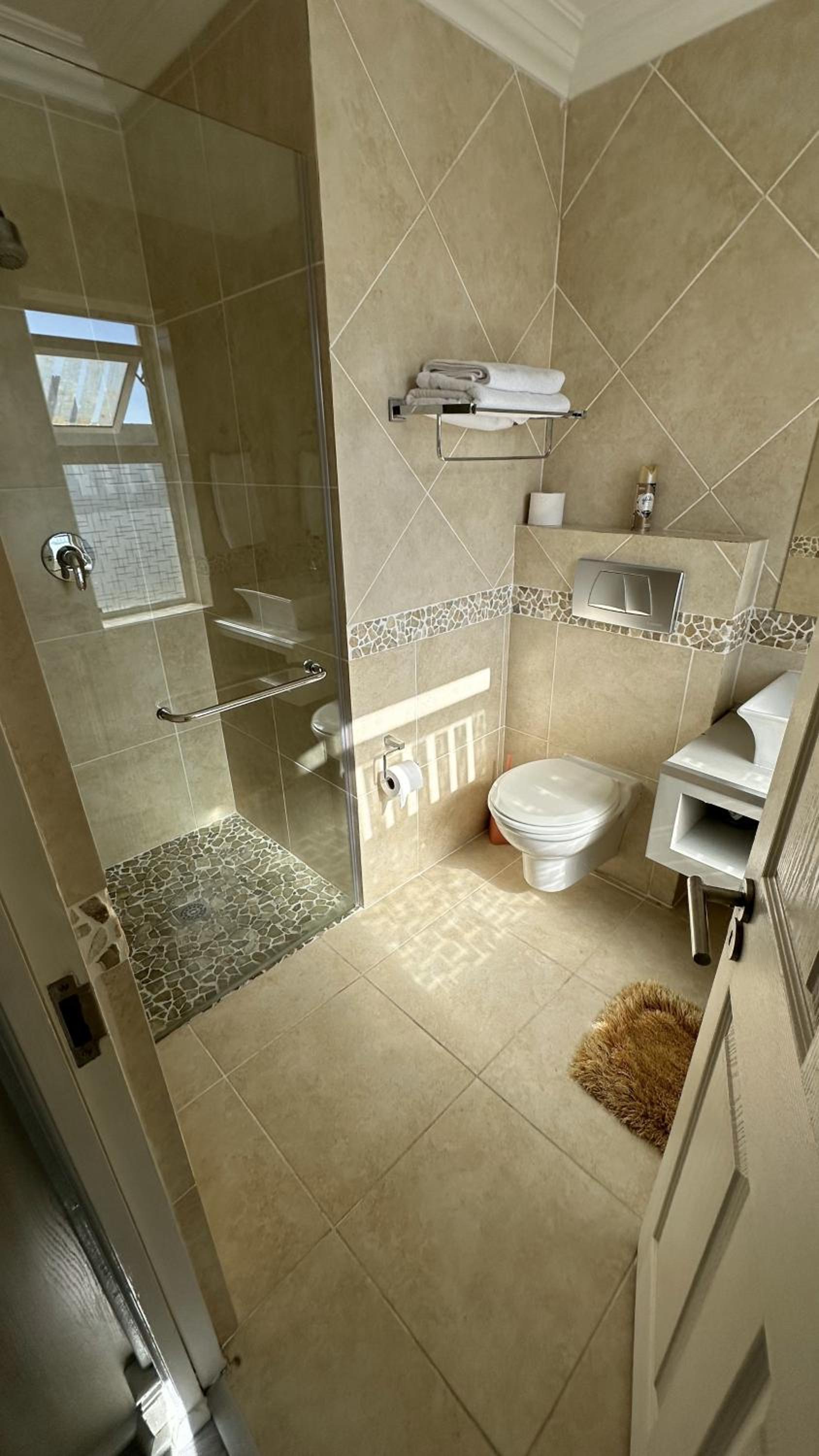 Standard Double Room - Photo 2