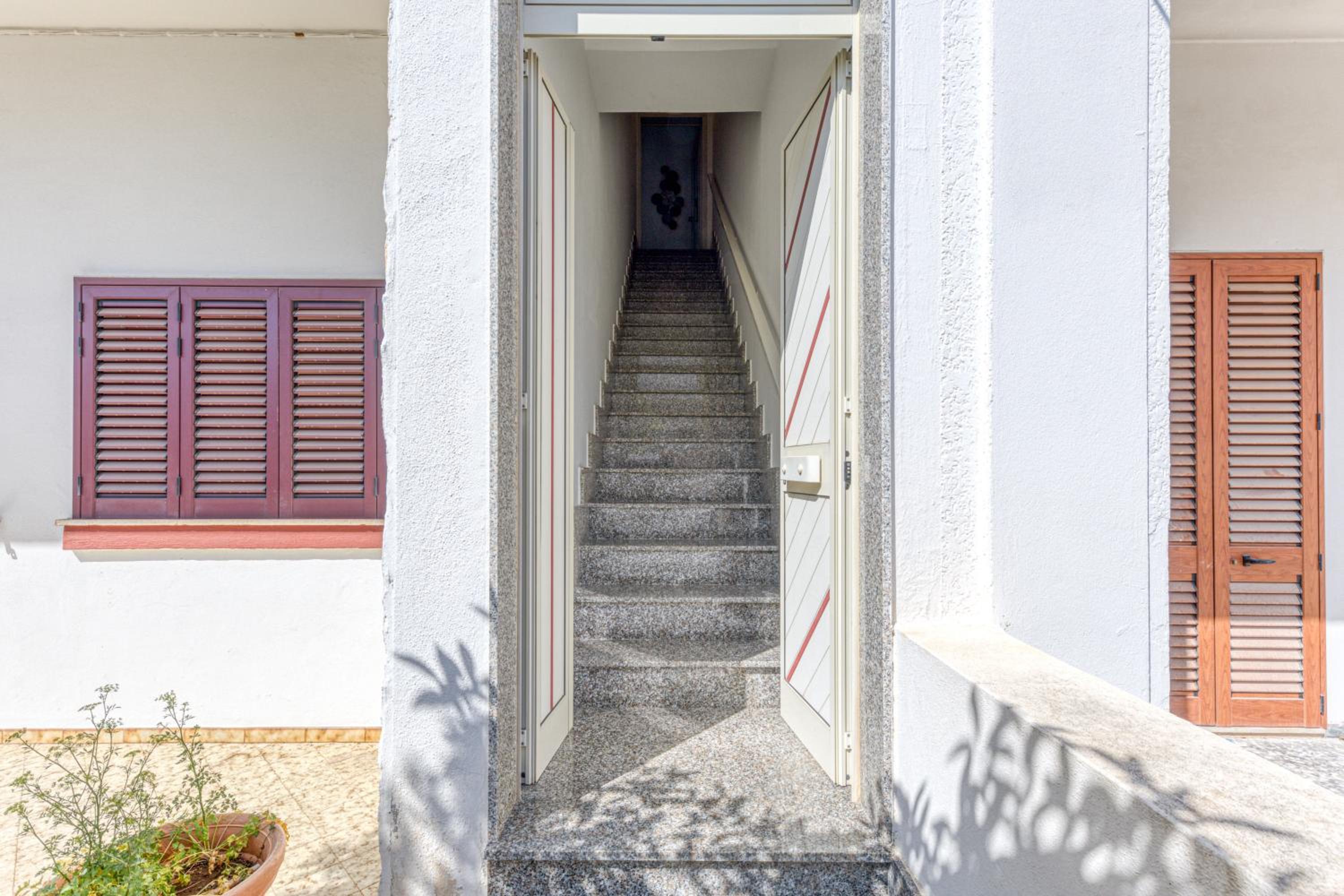 Two-Bedroom Deluxe Apartment with Balcony photo 2