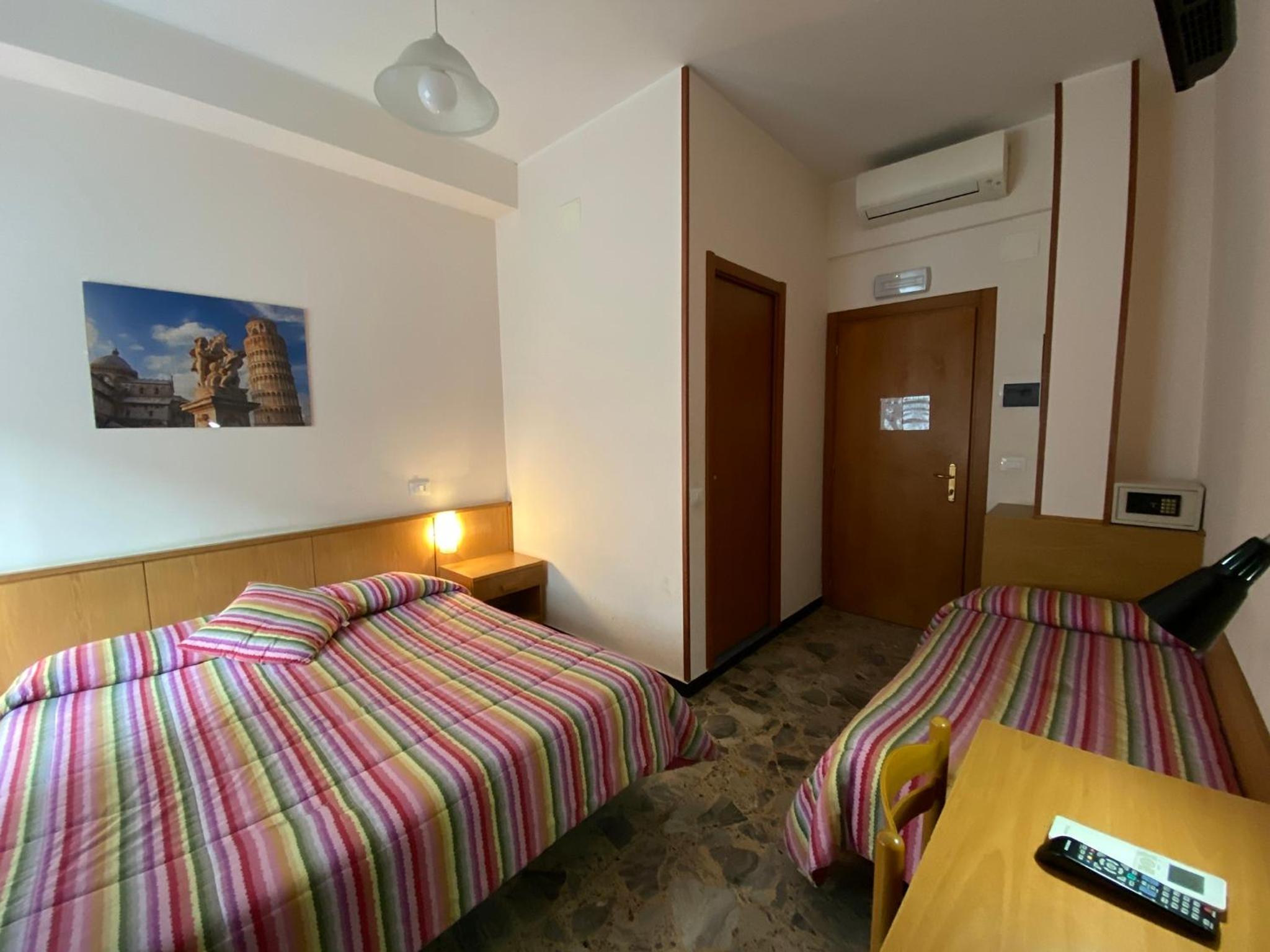 Triple Room photo 2