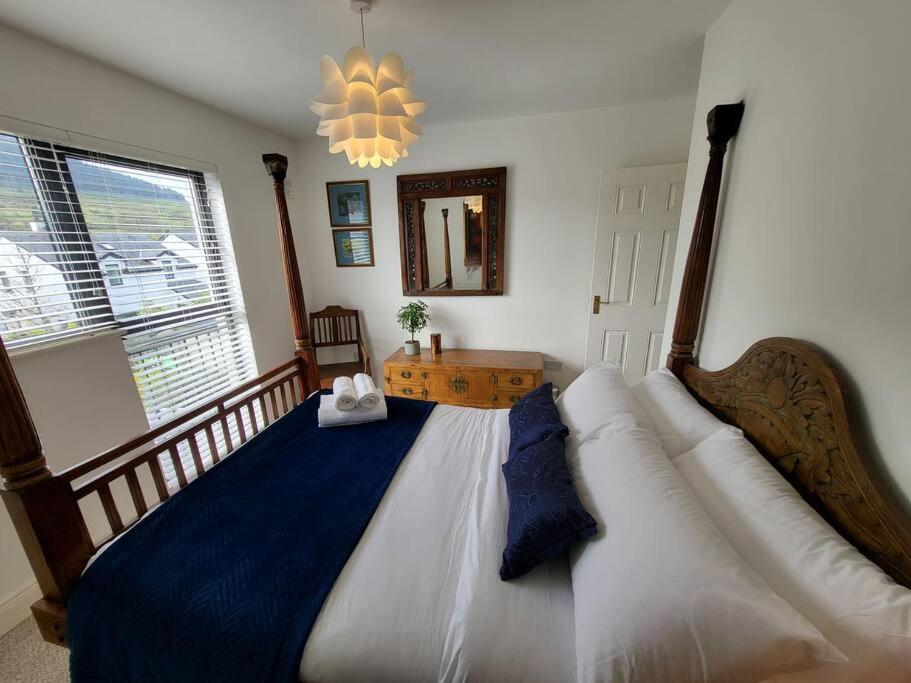 Four-Bedroom House photo 3