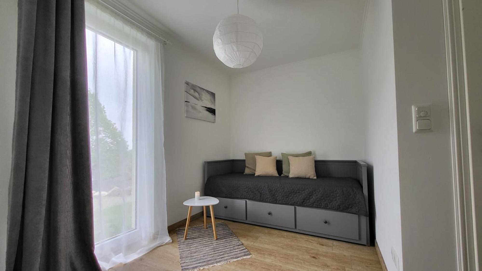 Three-Bedroom House photo 3