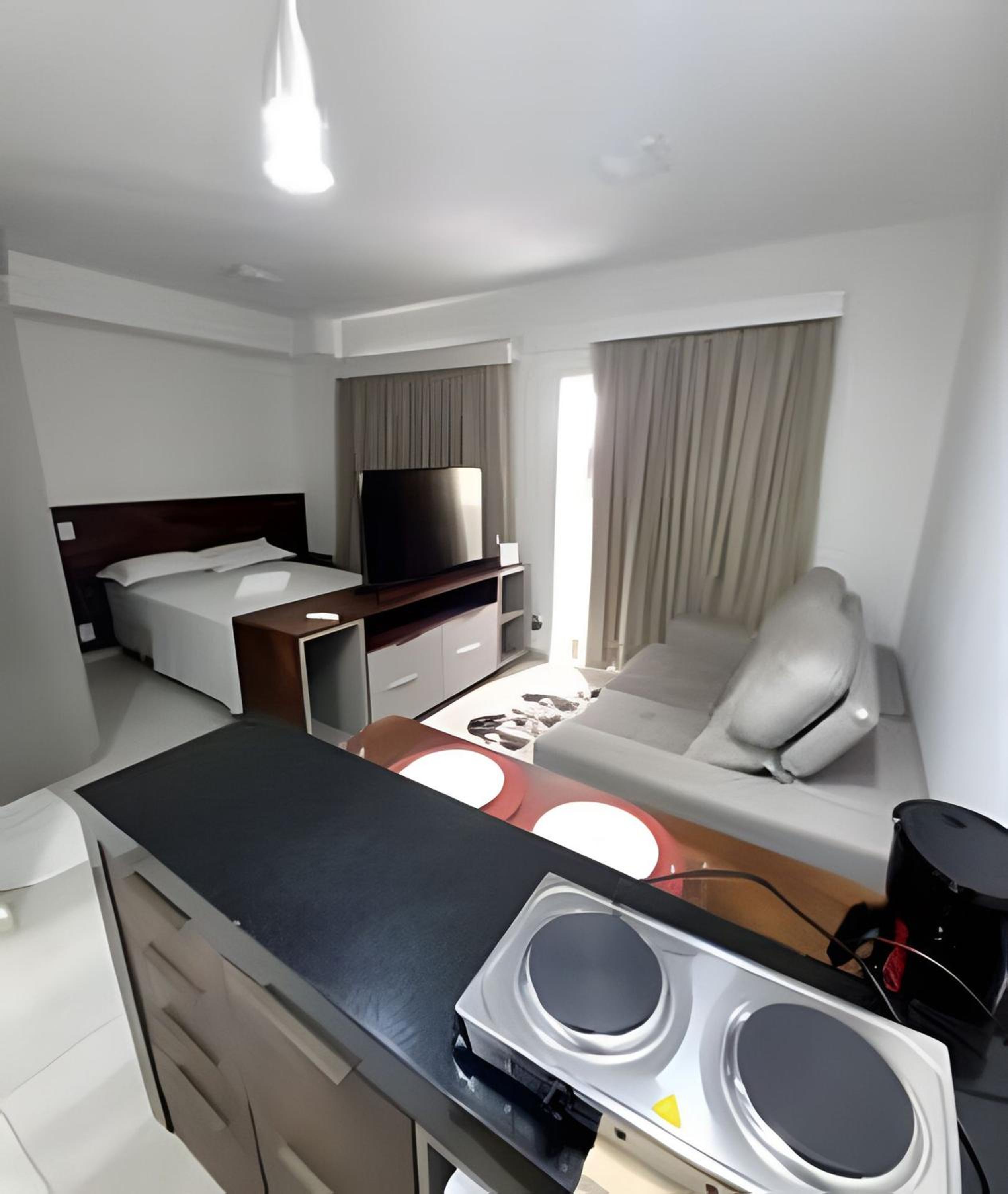 Studio Apartment photo 1