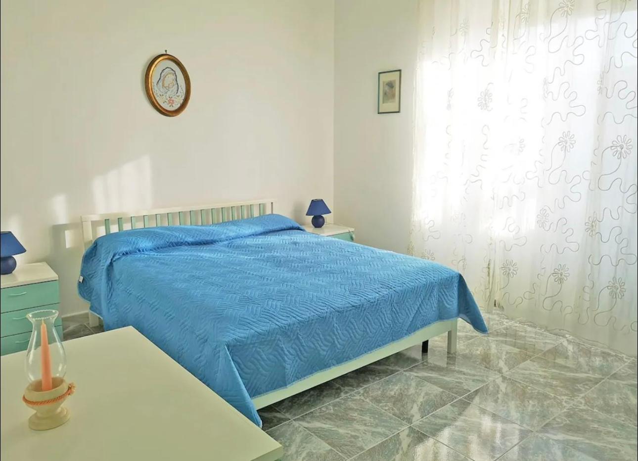 Two-Bedroom House photo 3