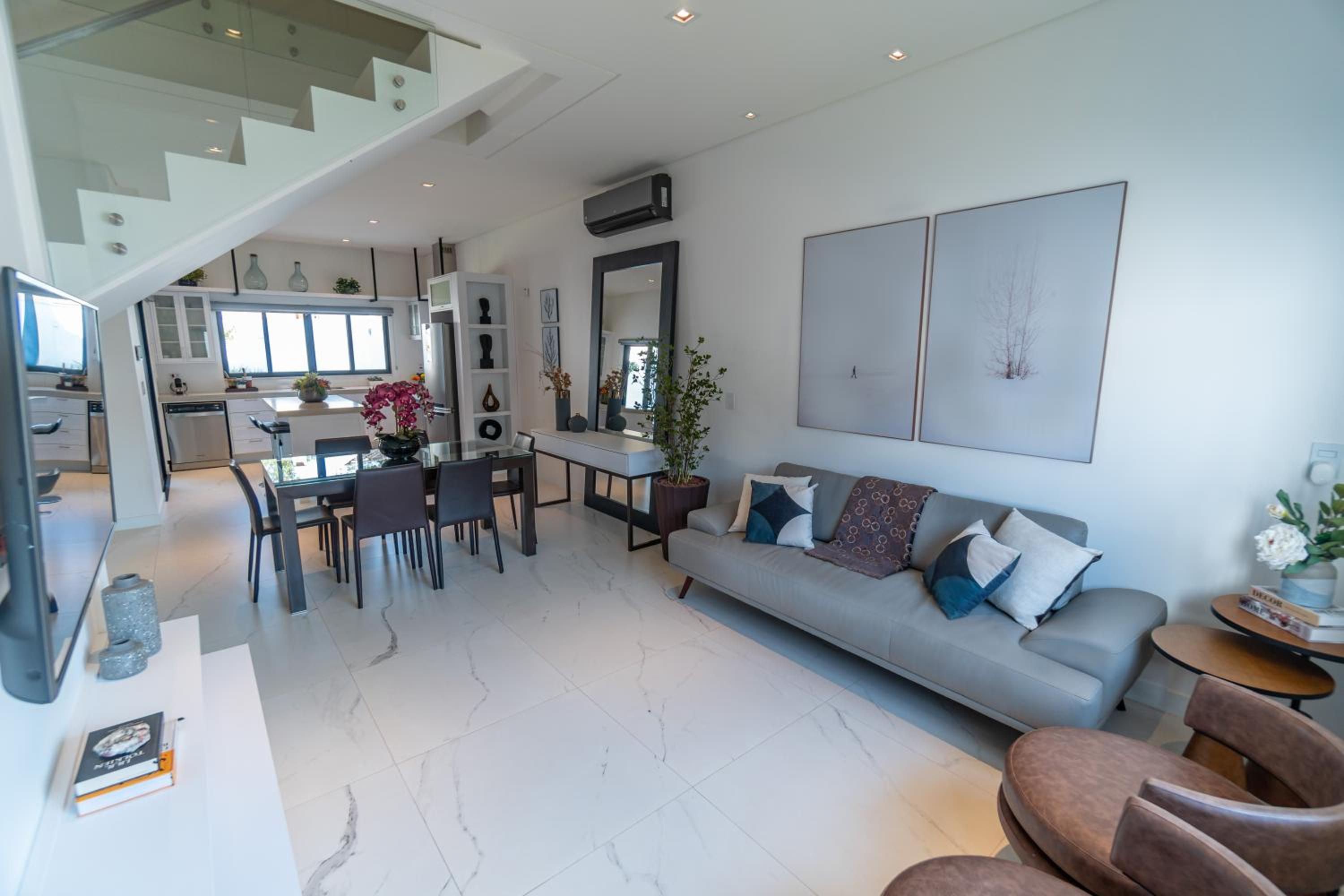 Villa photo 1