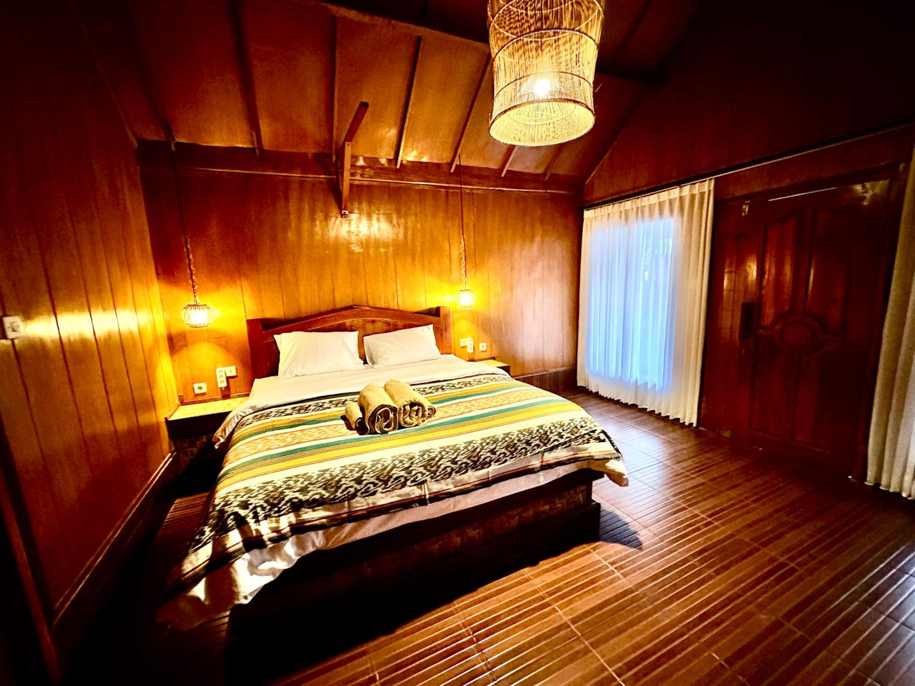 King Room with Pool View photo 2