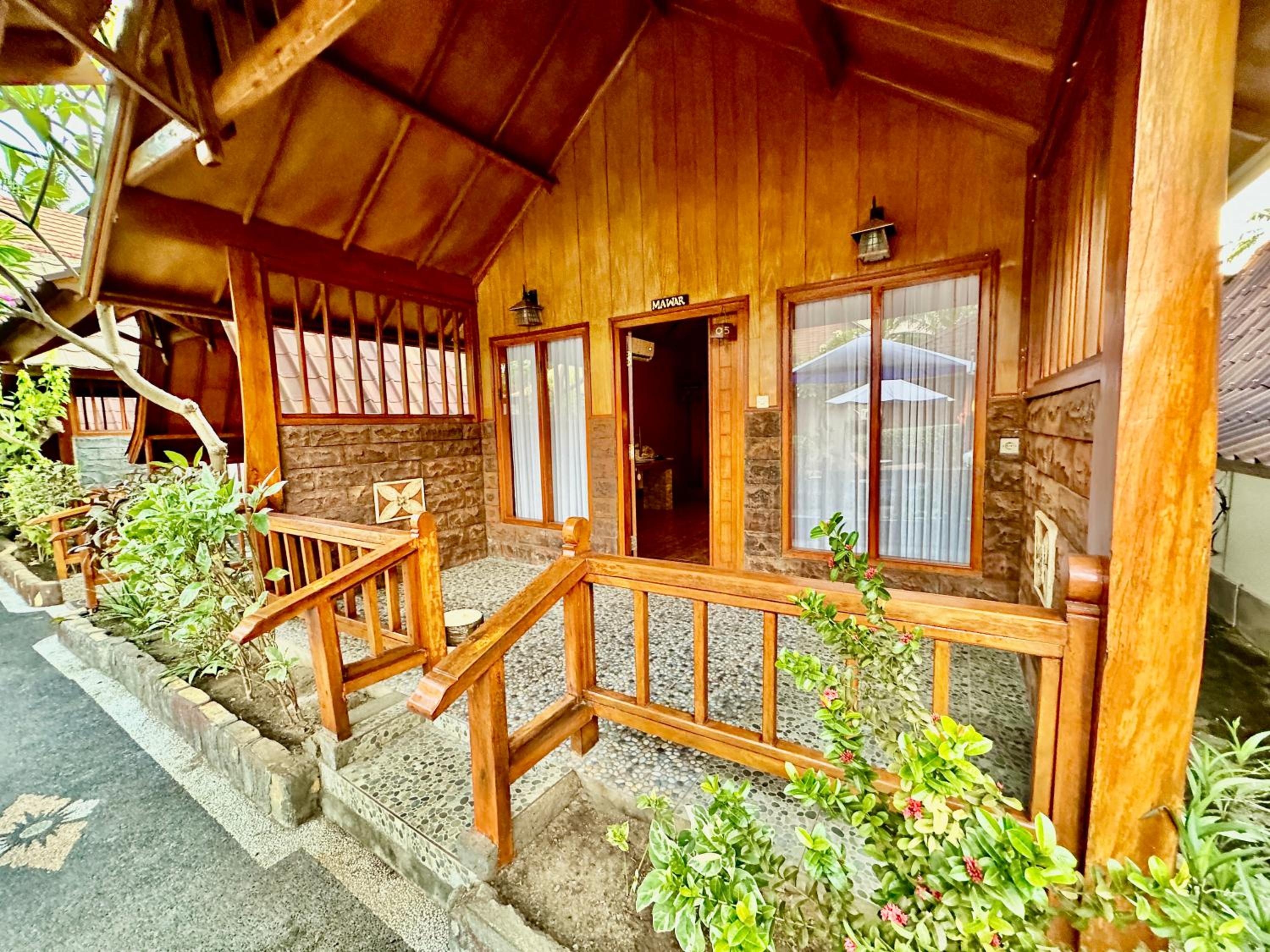King Room with Pool View photo 2