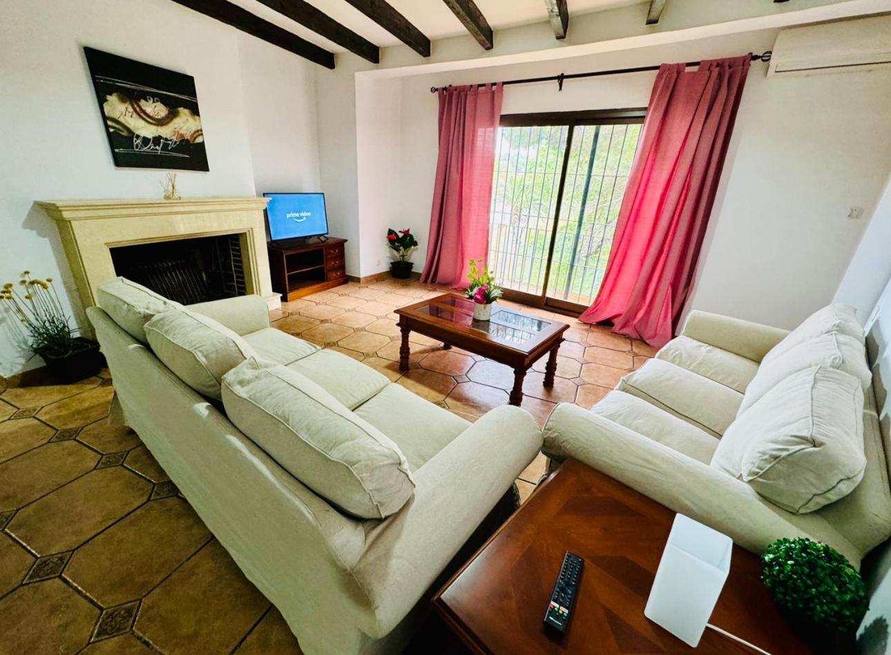 Casa de cinco habitaciones
