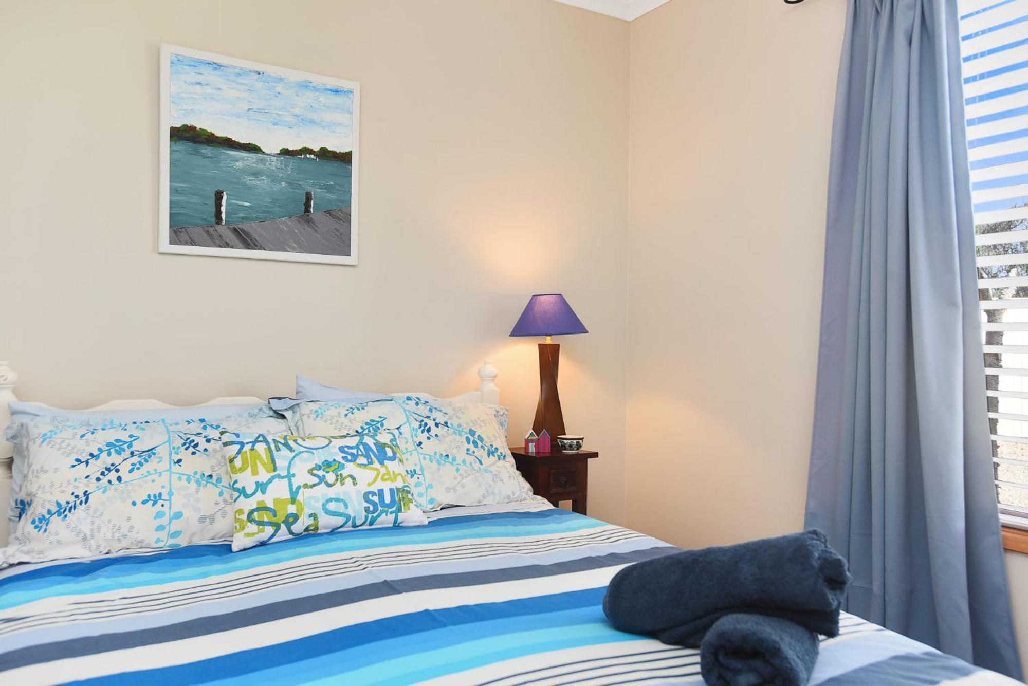 Three-Bedroom House photo 1