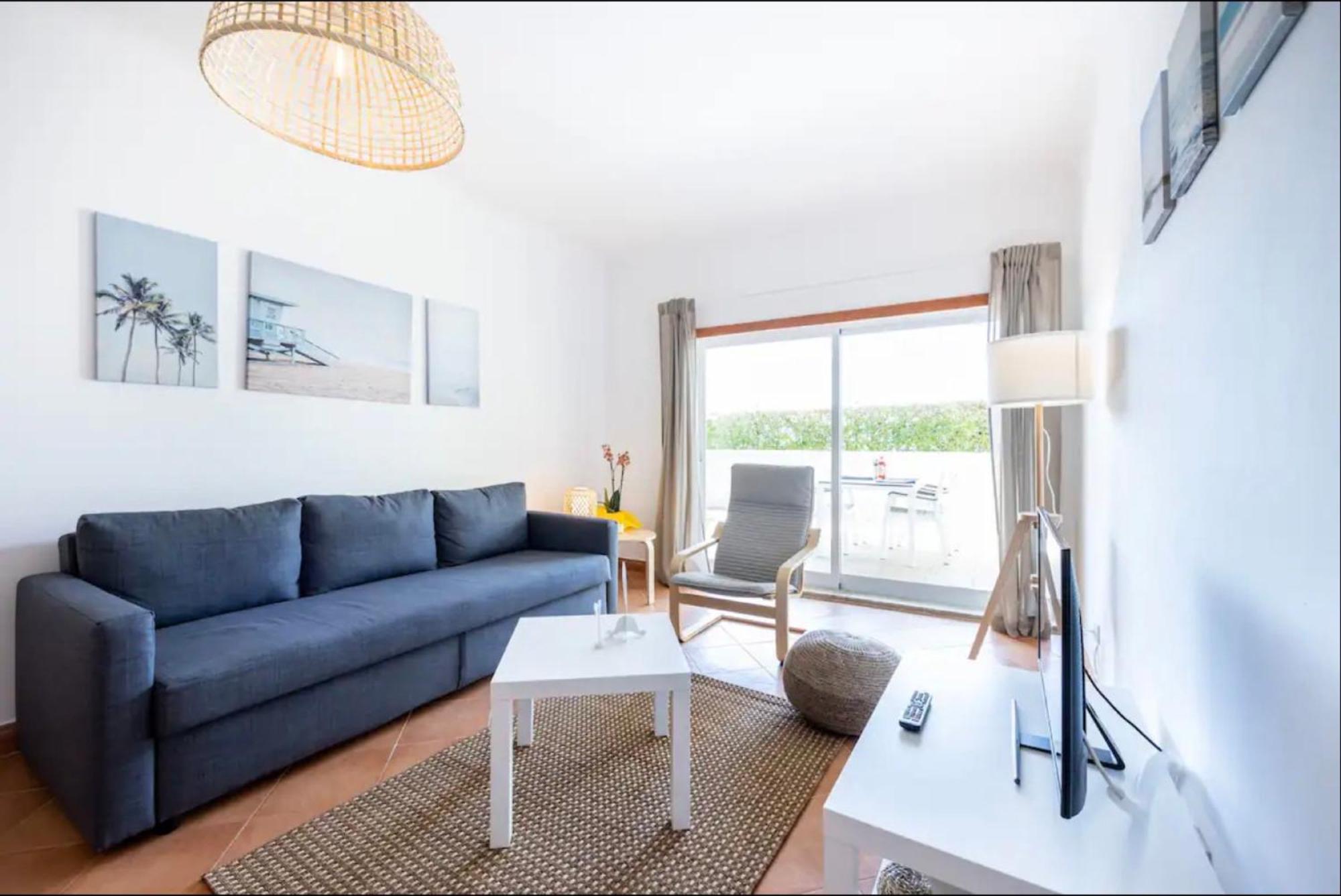 Superior Apartment with City View