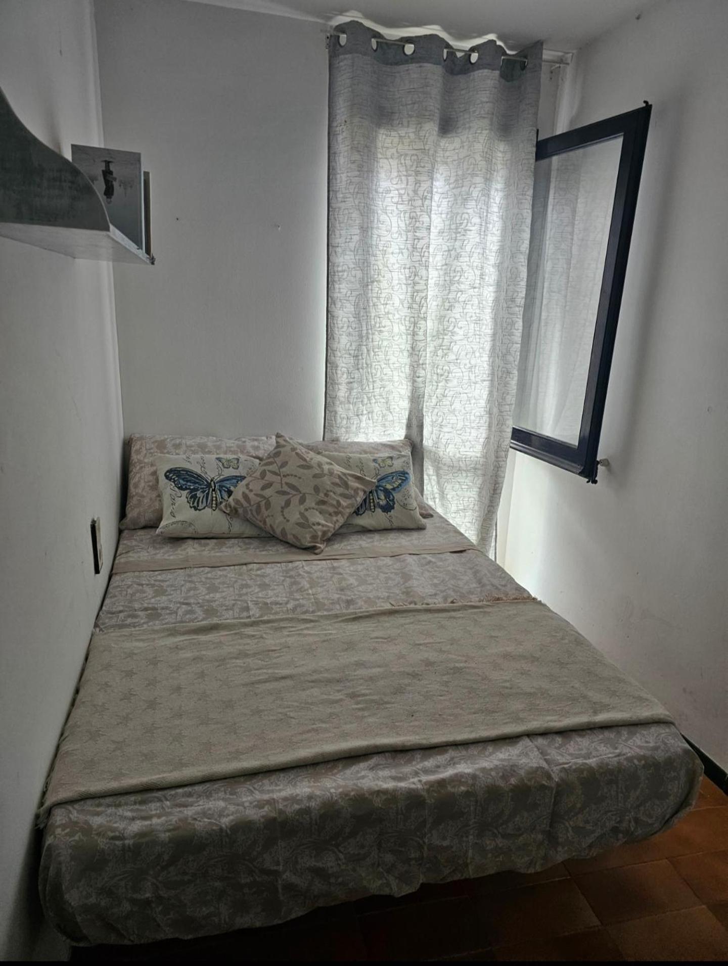 Habitación individual con baño privado