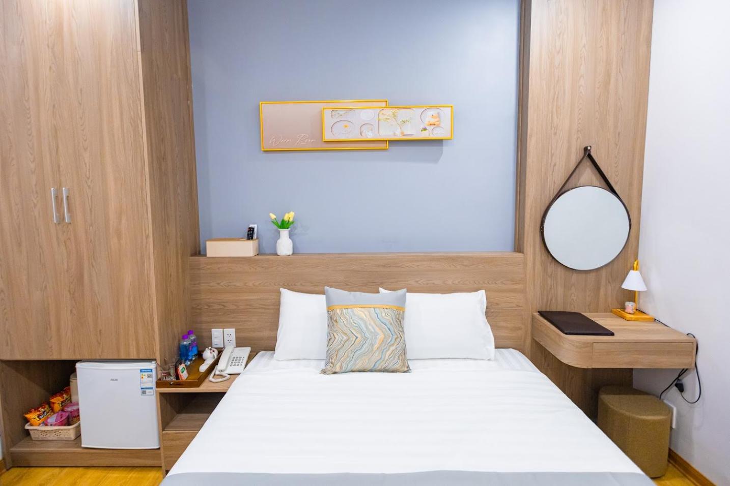 Standard King Room