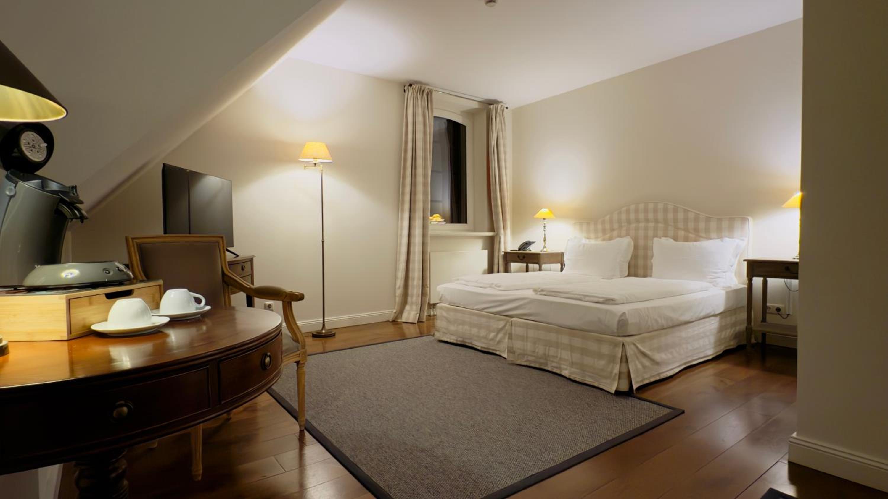 Deluxe Double Room - Photo 2