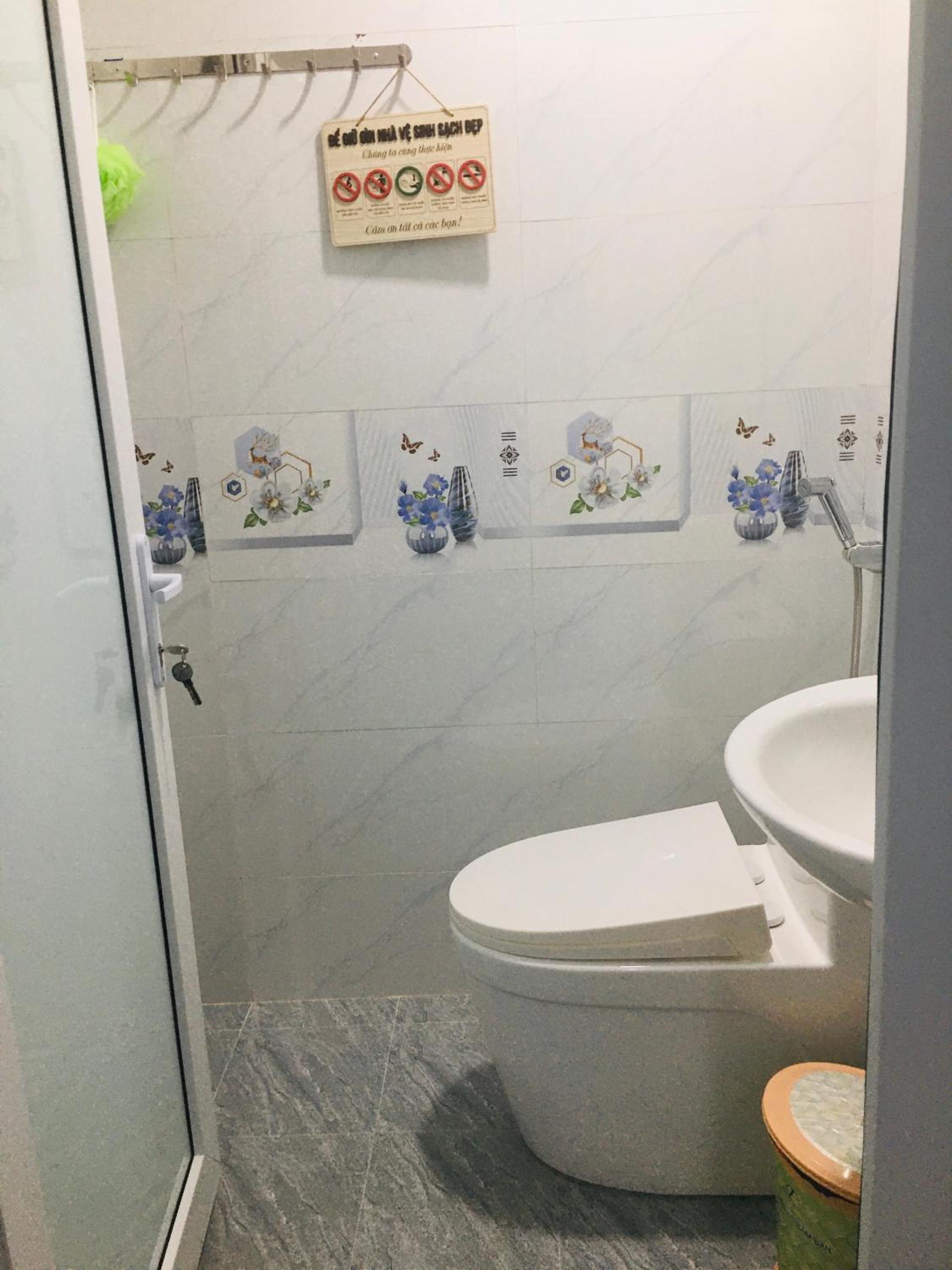 Queen Room - Photo 12