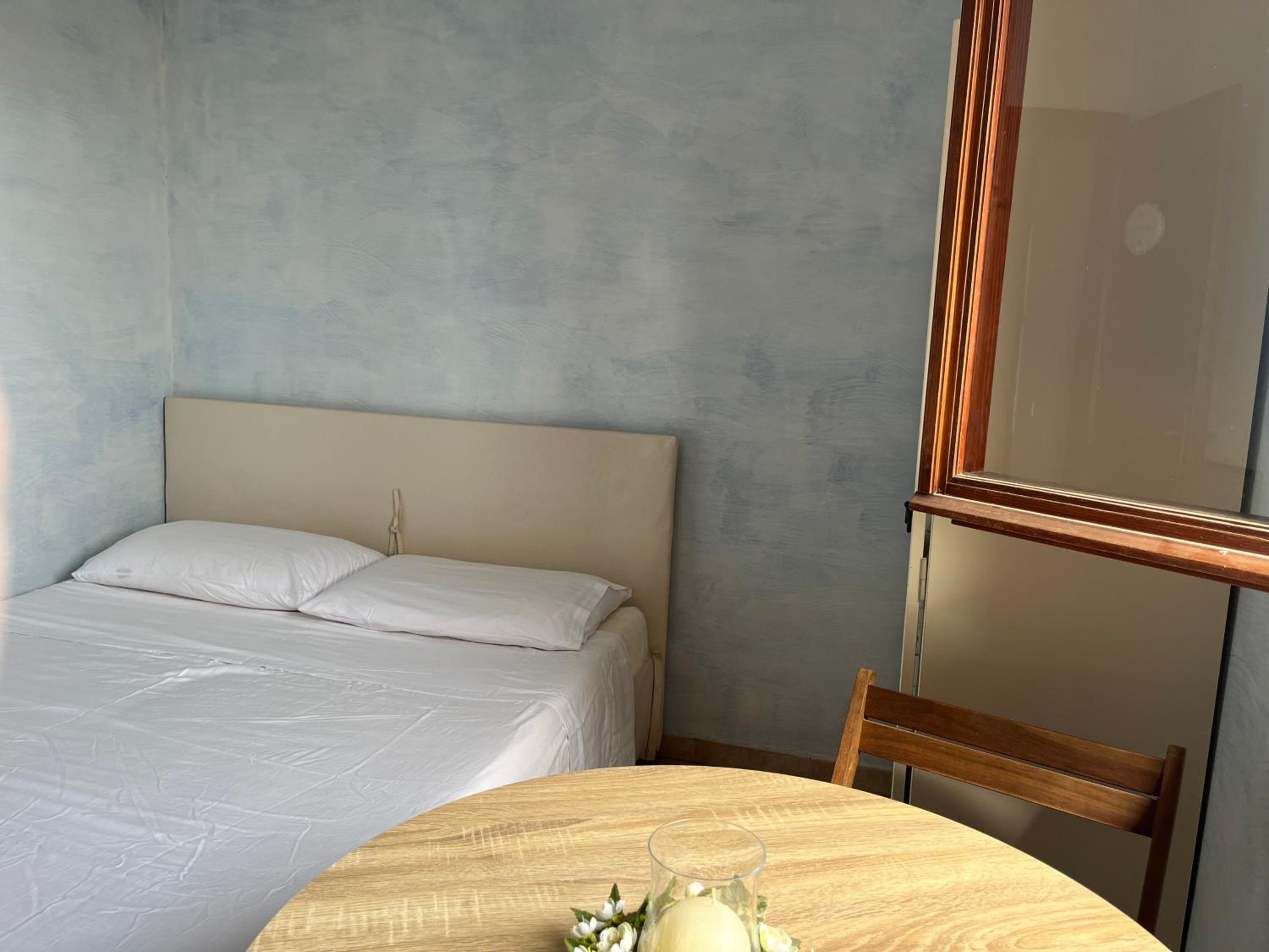 One-Bedroom House photo 3