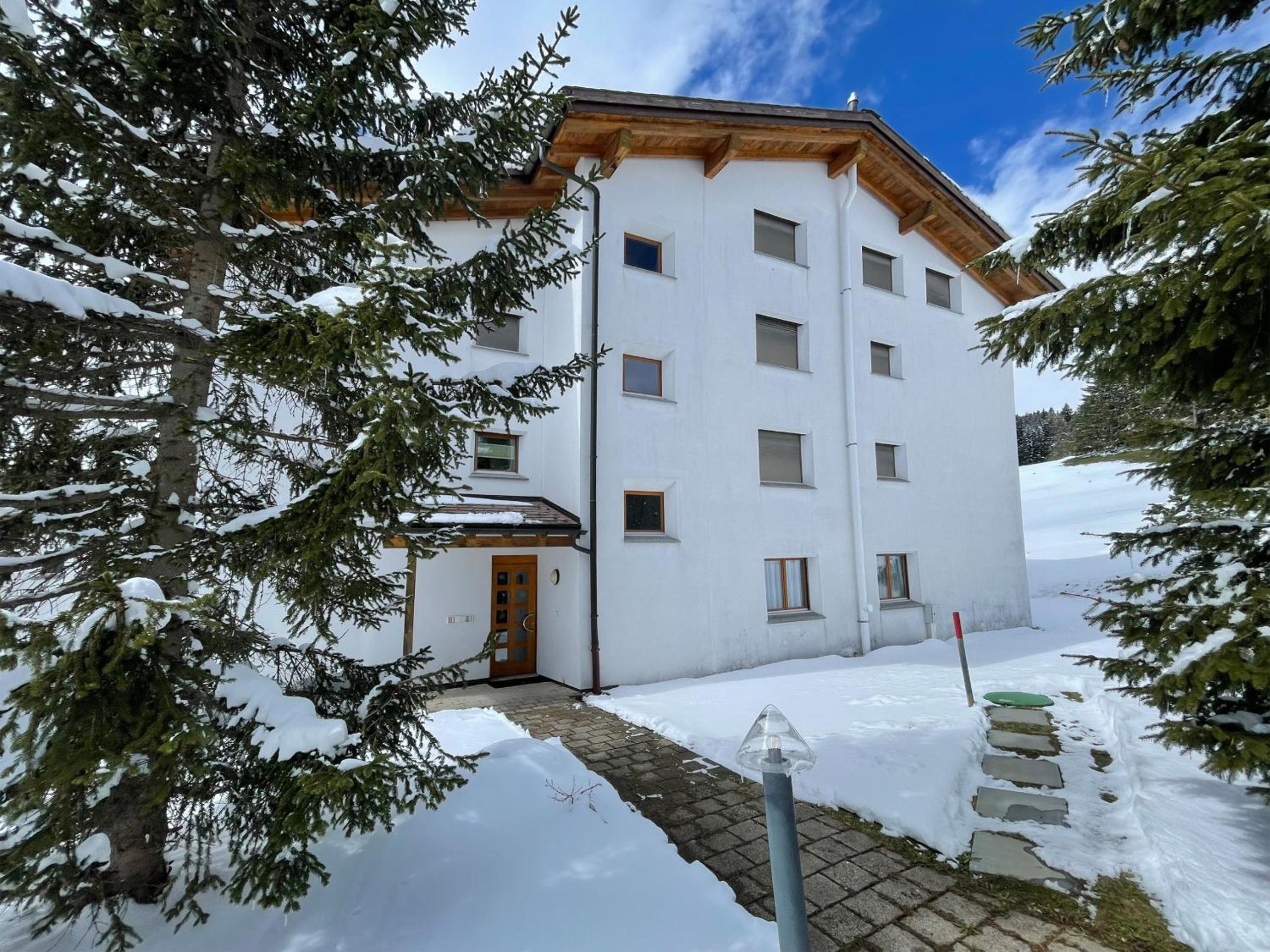 Apartment with Mountain View photo 1