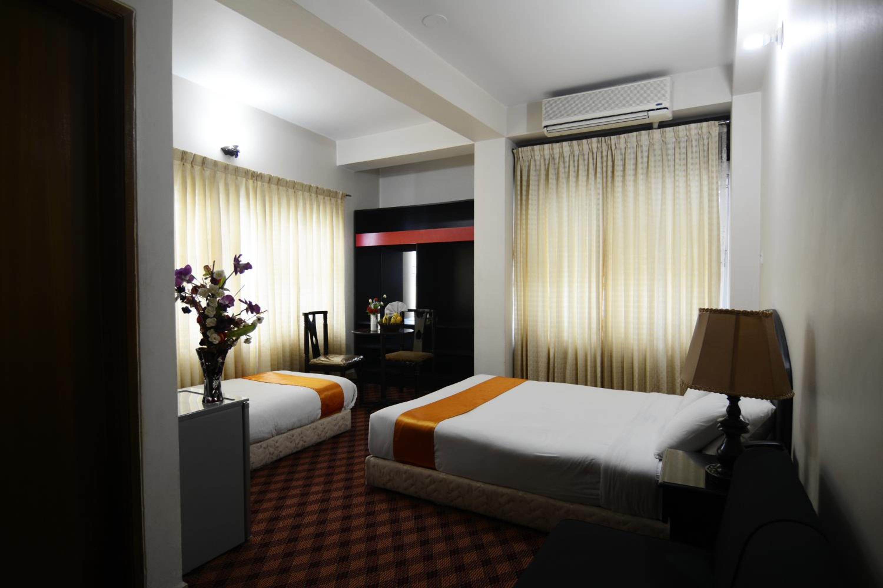 Deluxe Family Suite