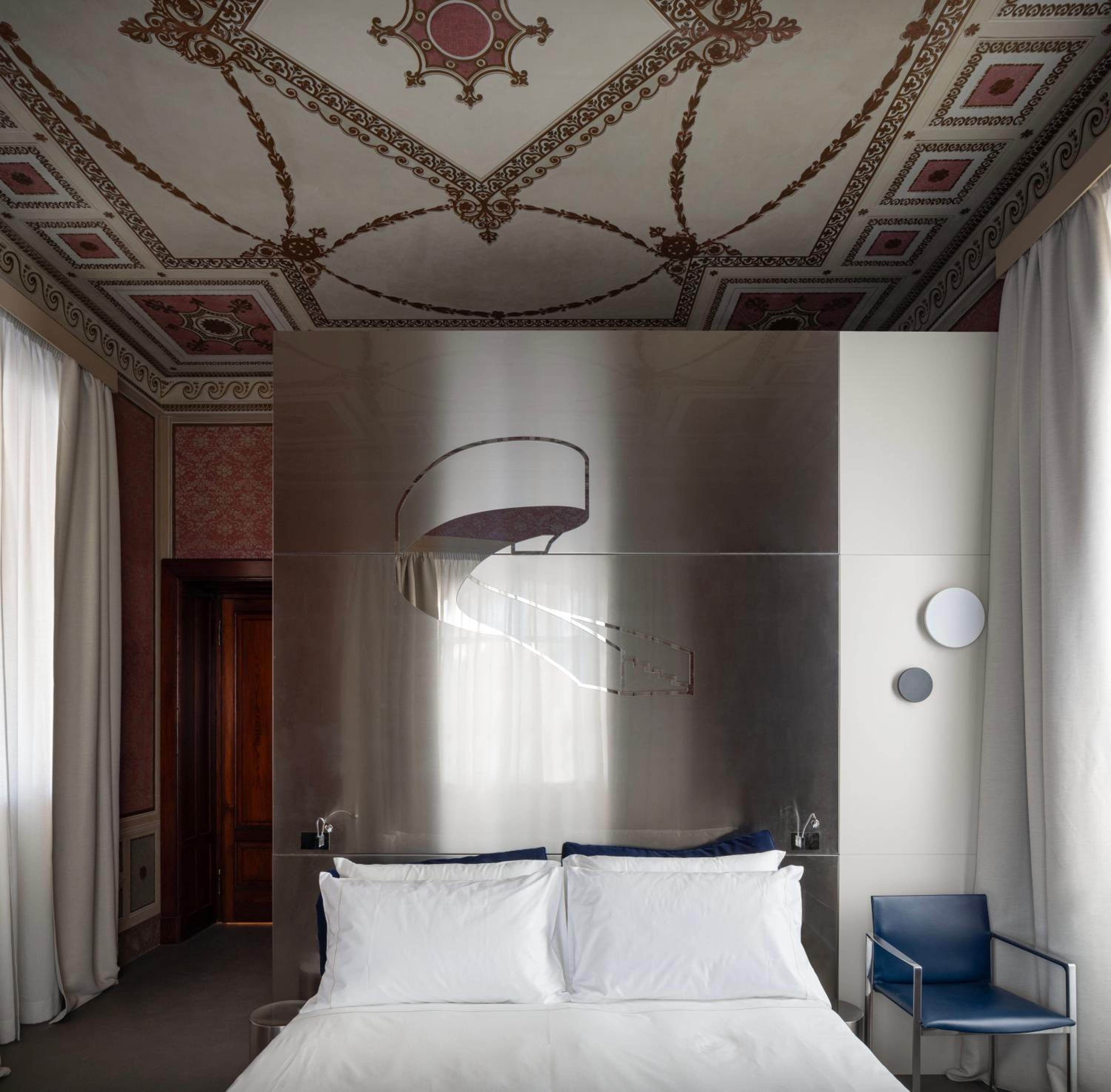 Superior Double Room - Photo 7