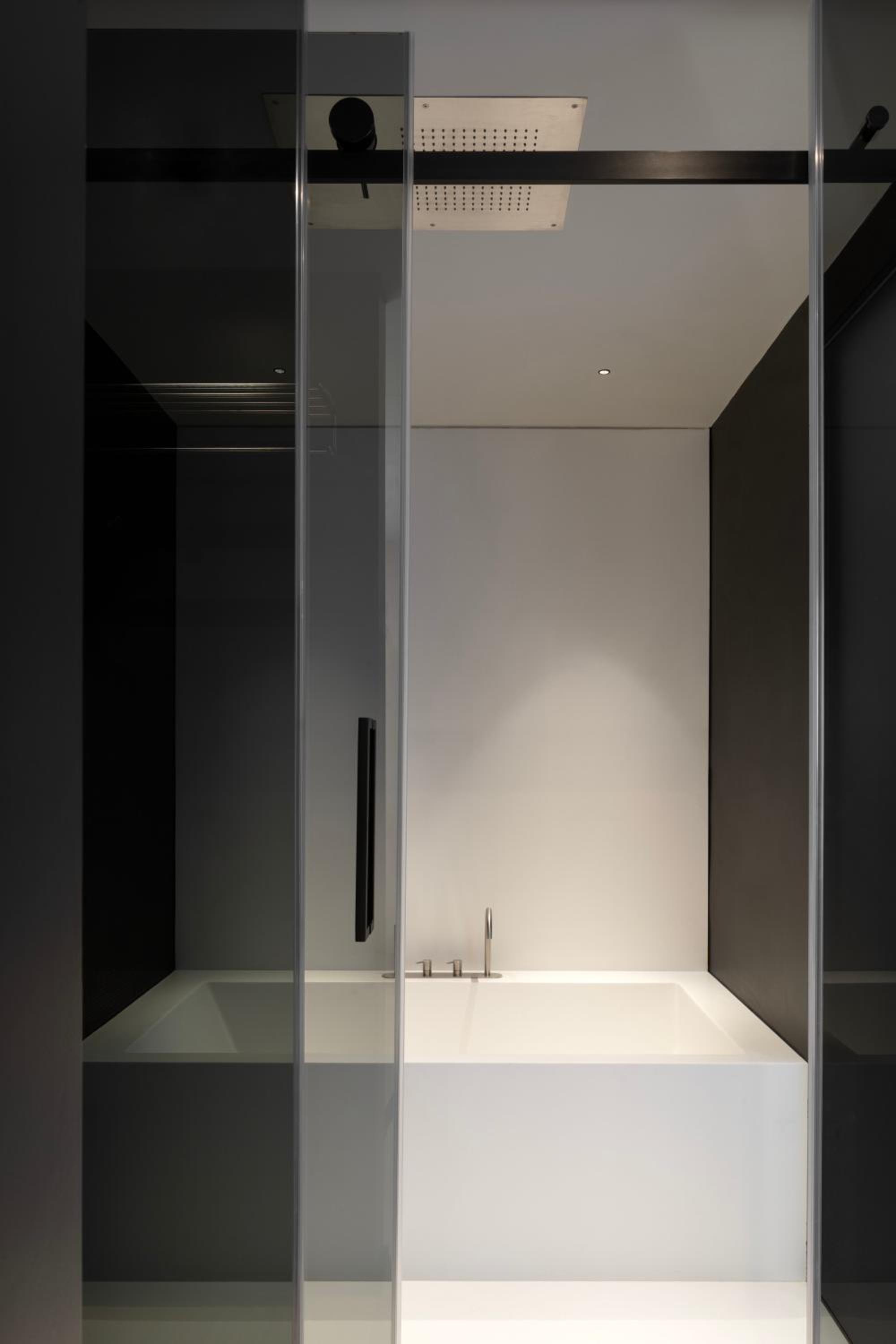Apartment with Garden View - Photo 8