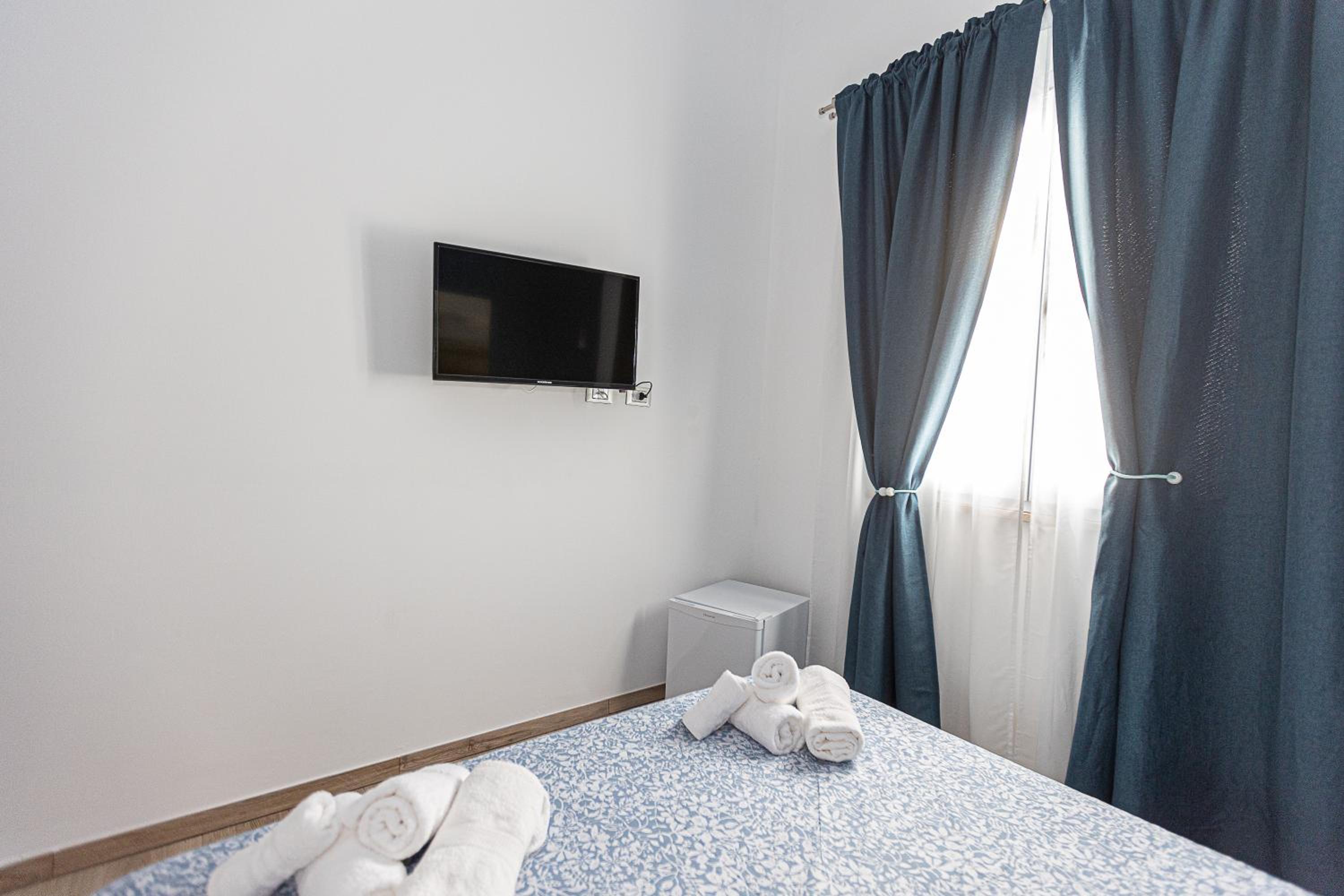 Double Room with Private Bathroom photo 3