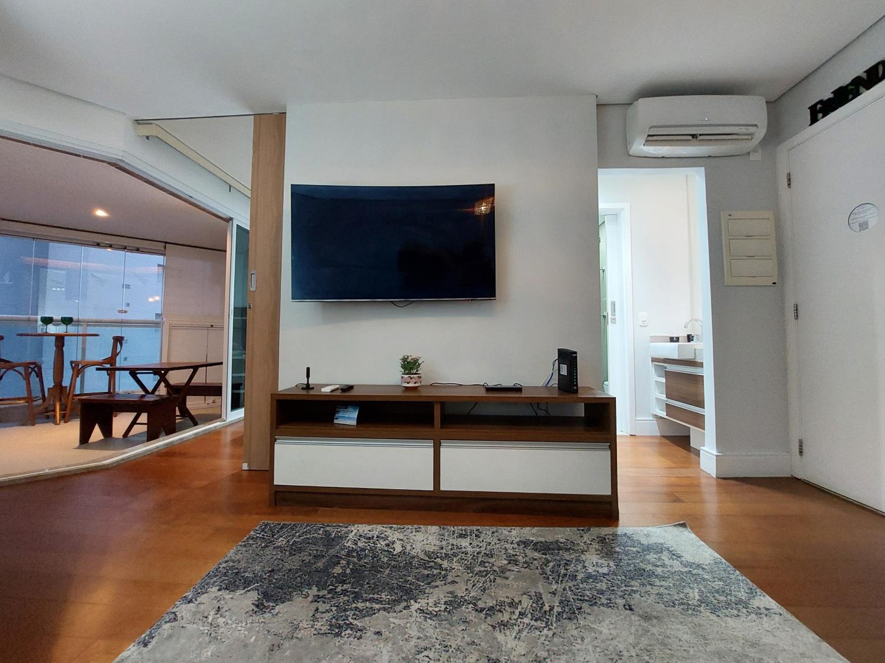 One-Bedroom Apartment photo 3