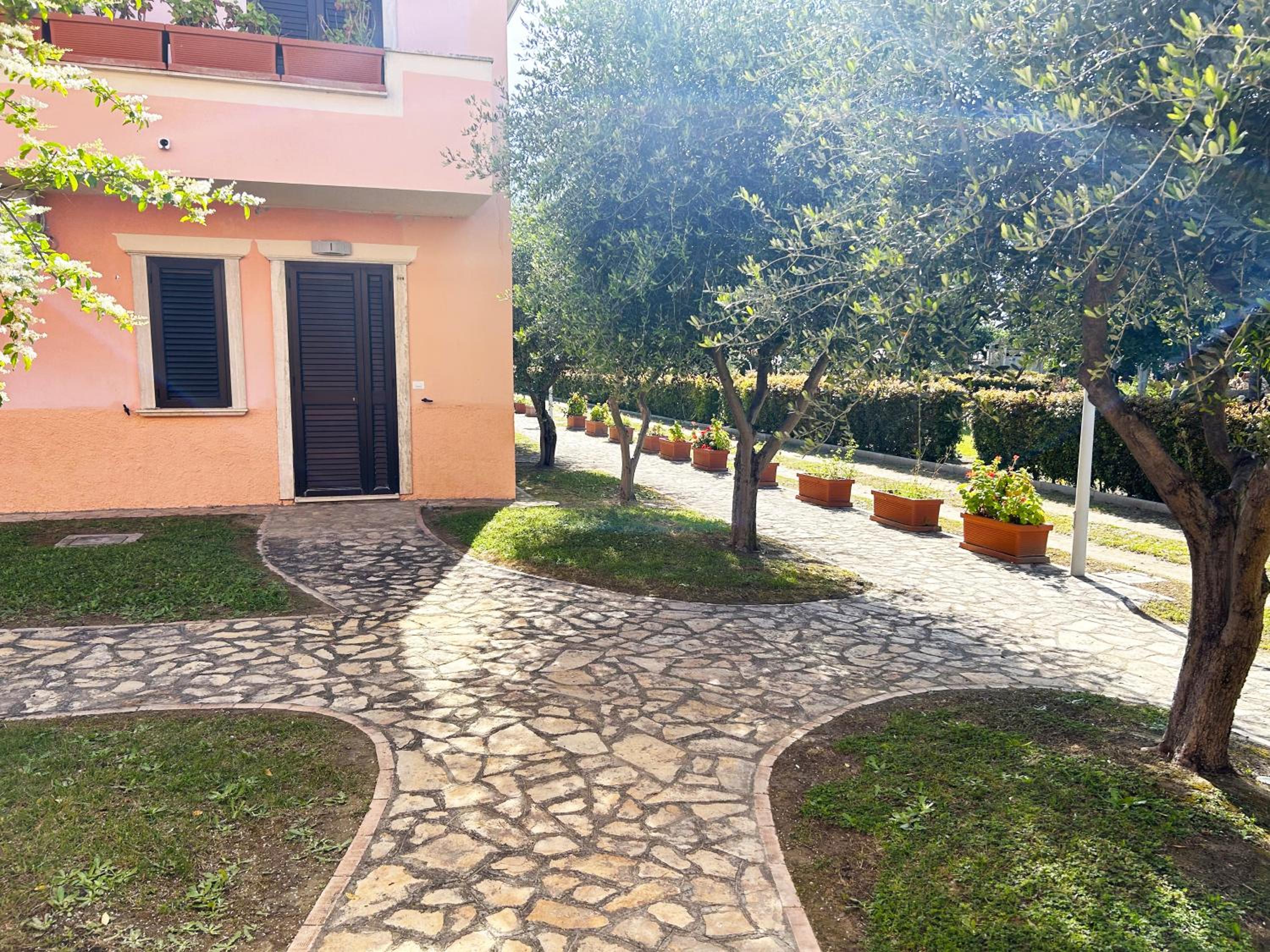 Junior Suite with Garden View photo 3