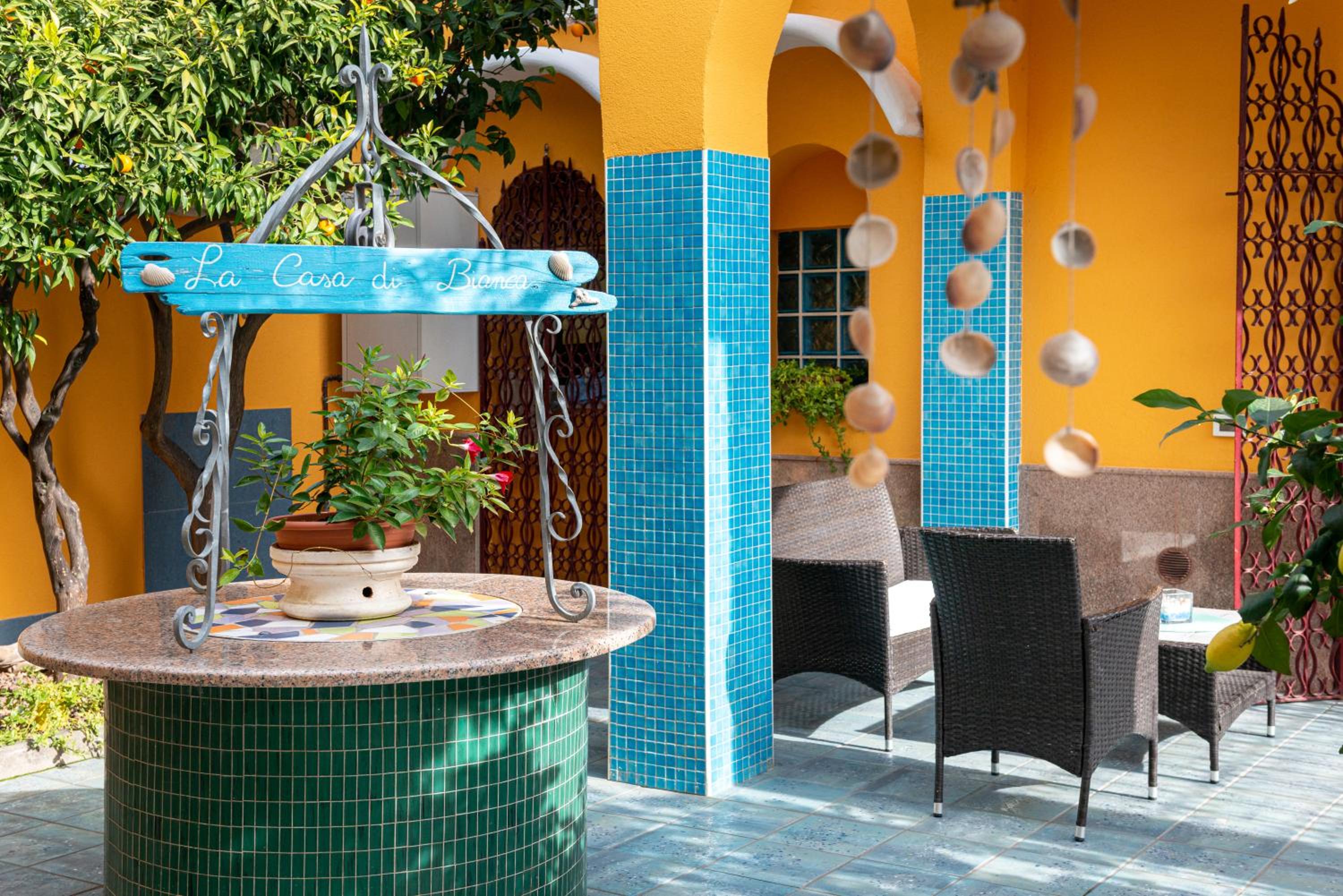 Family Room with Terrace photo 3