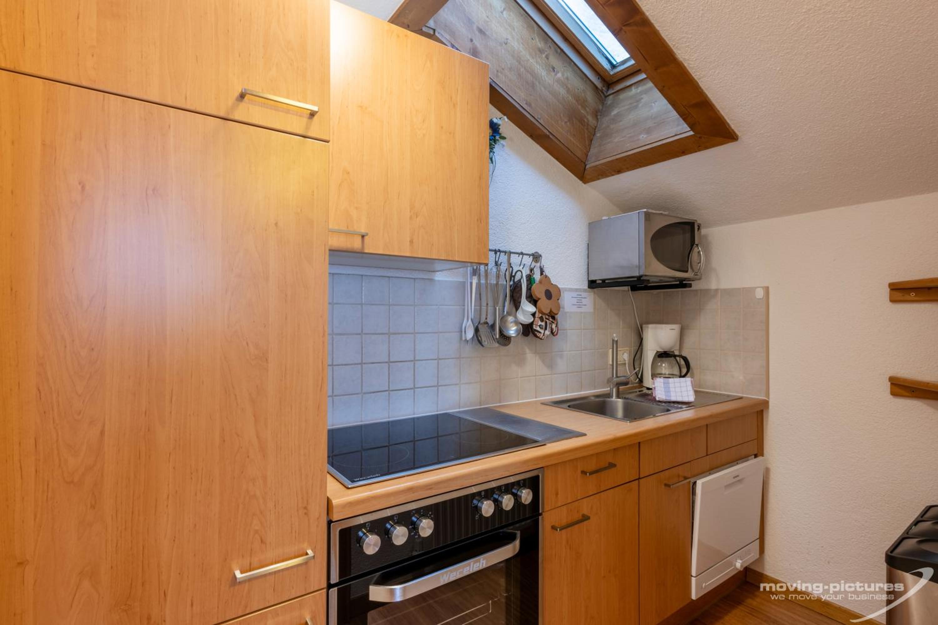 Two-Bedroom Apartment with Balcony photo 2