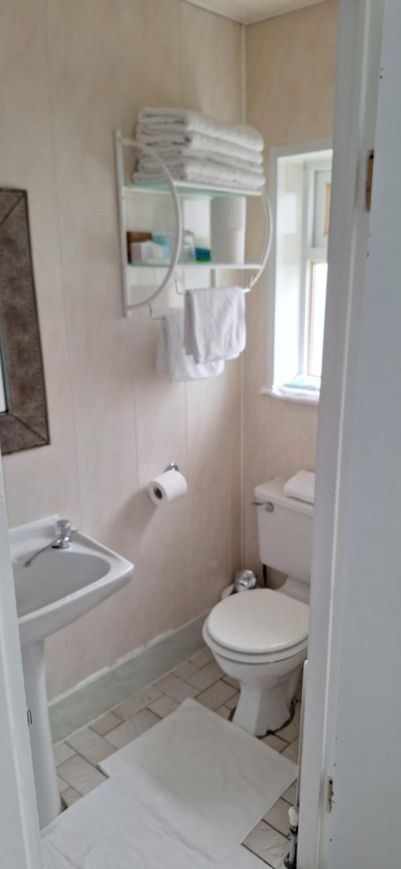 Deluxe Double Room with Sea View - Photo 7