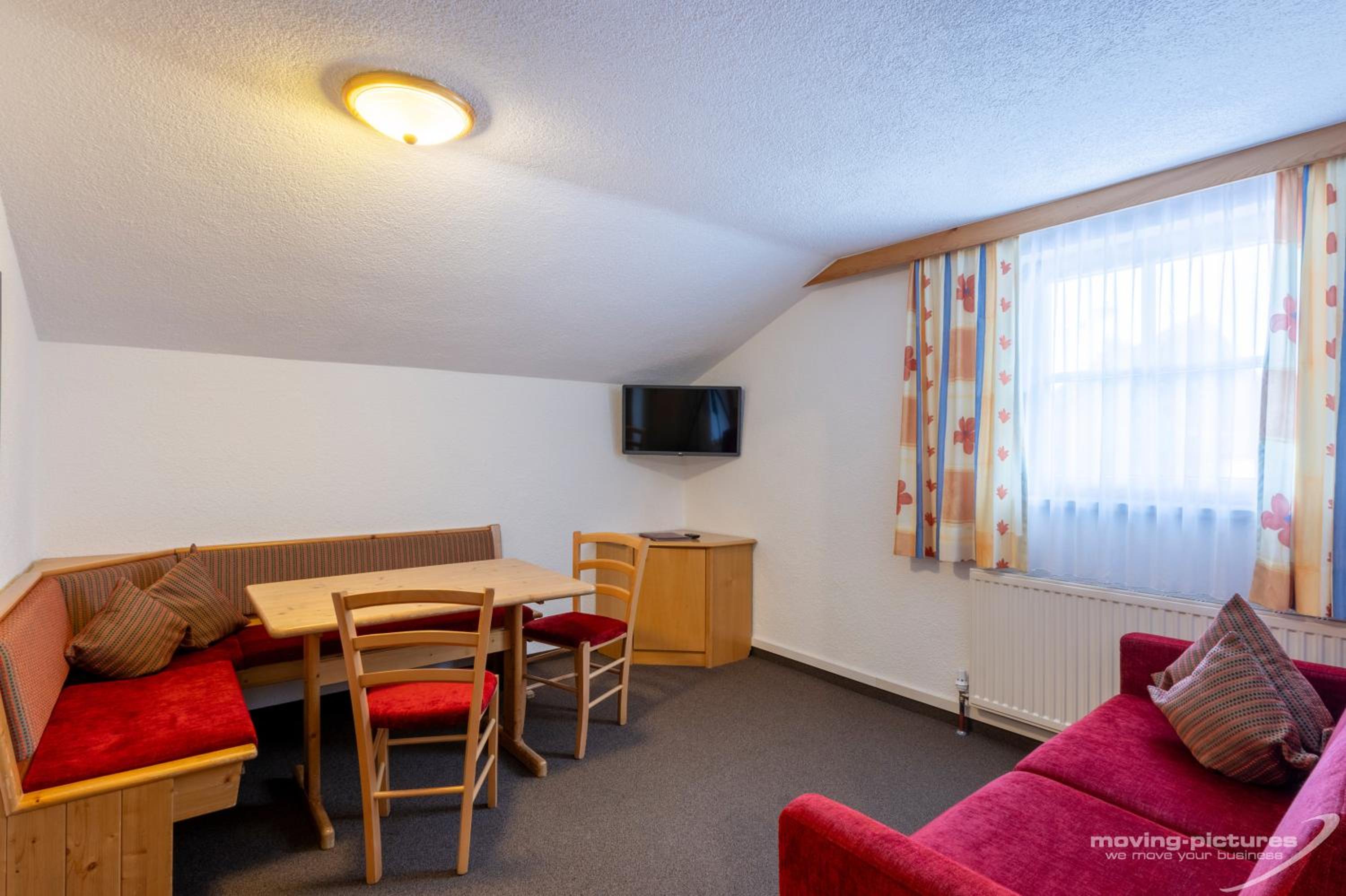 Two-Bedroom Apartment with Balcony photo 1