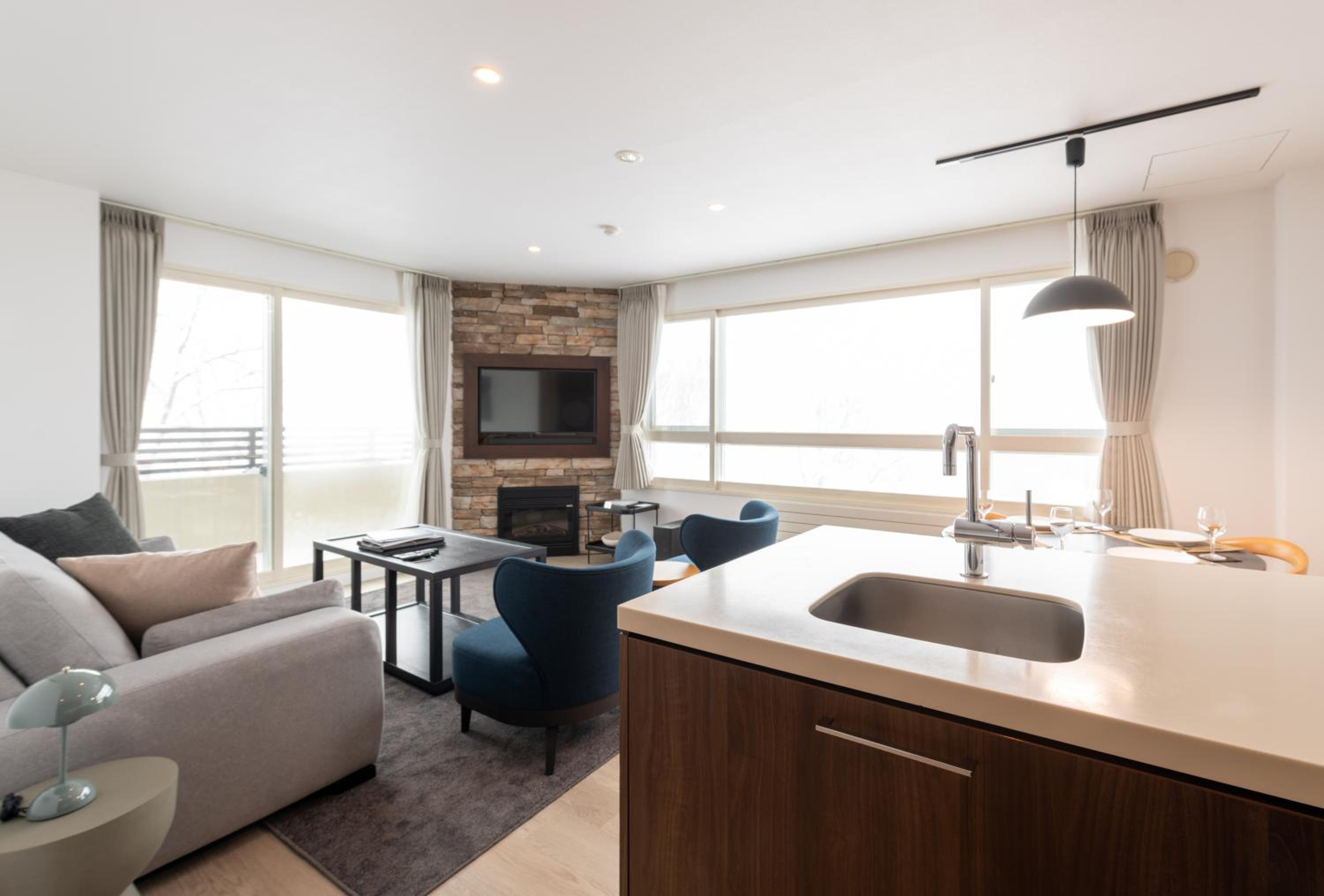 2 Bedroom Suite