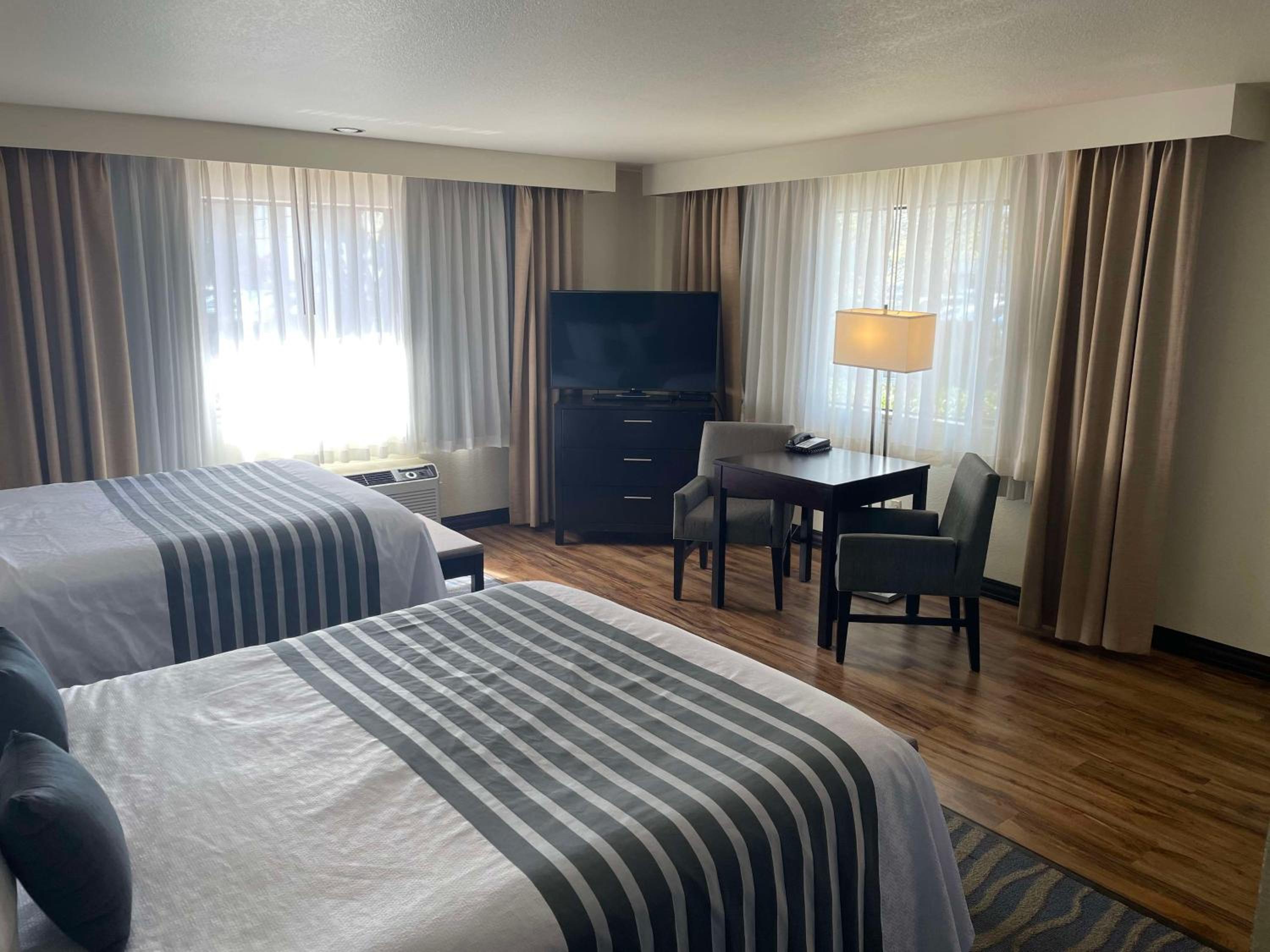 Queen Room with Two Queen Beds with Kitchenette - Photo 1