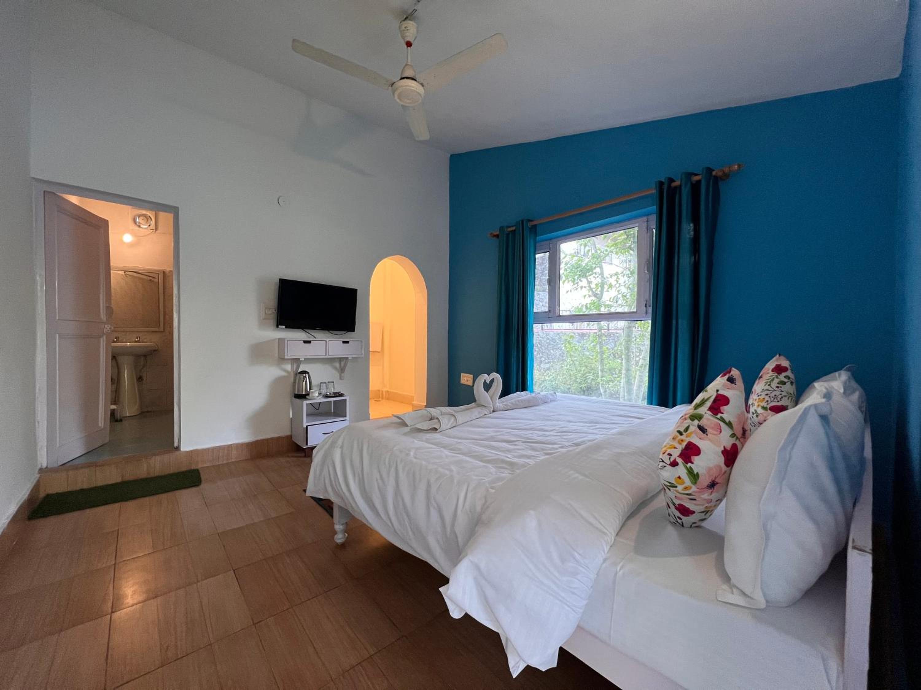 Double Room With Lake View