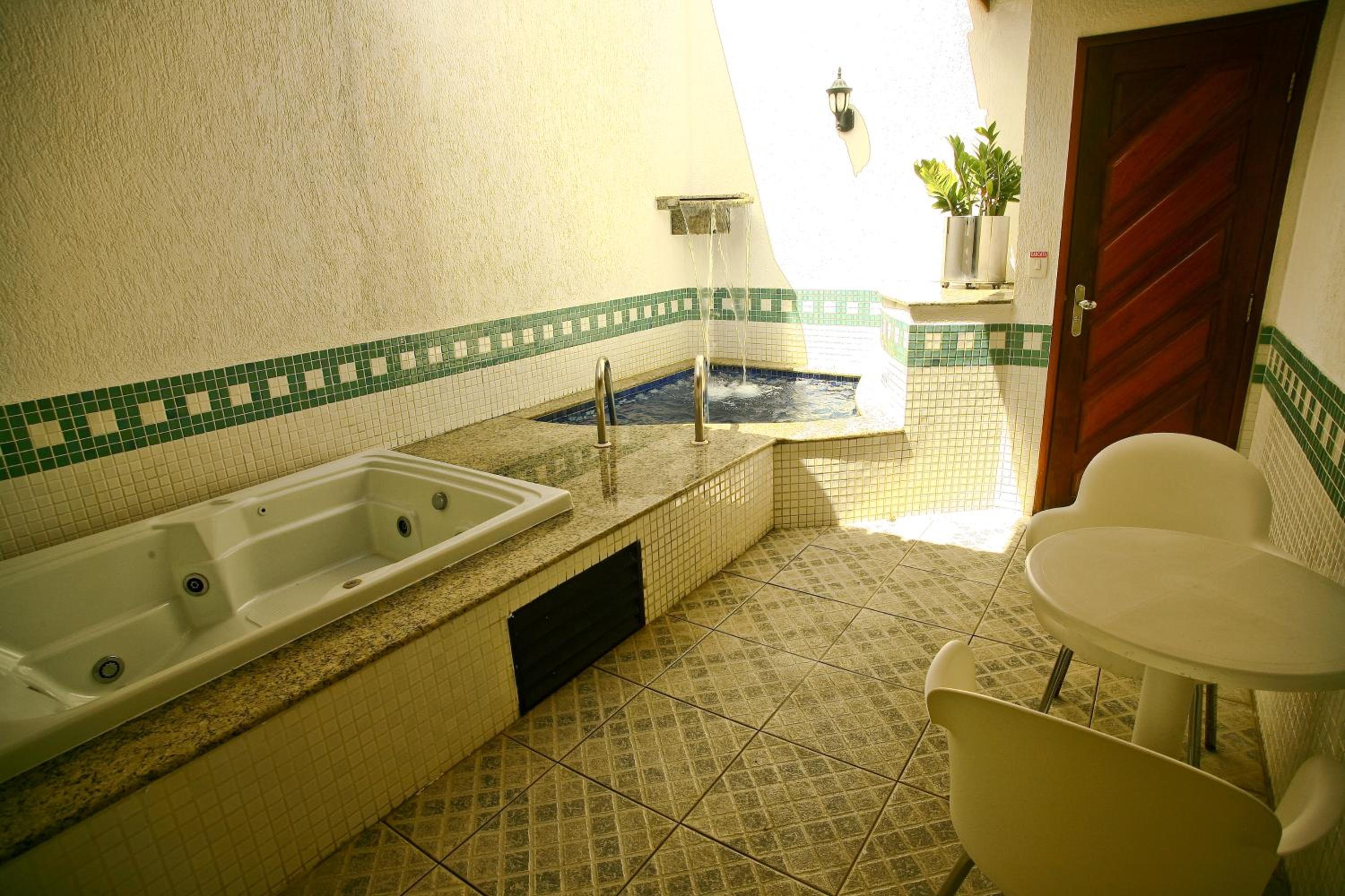 Deluxe Suite photo 3
