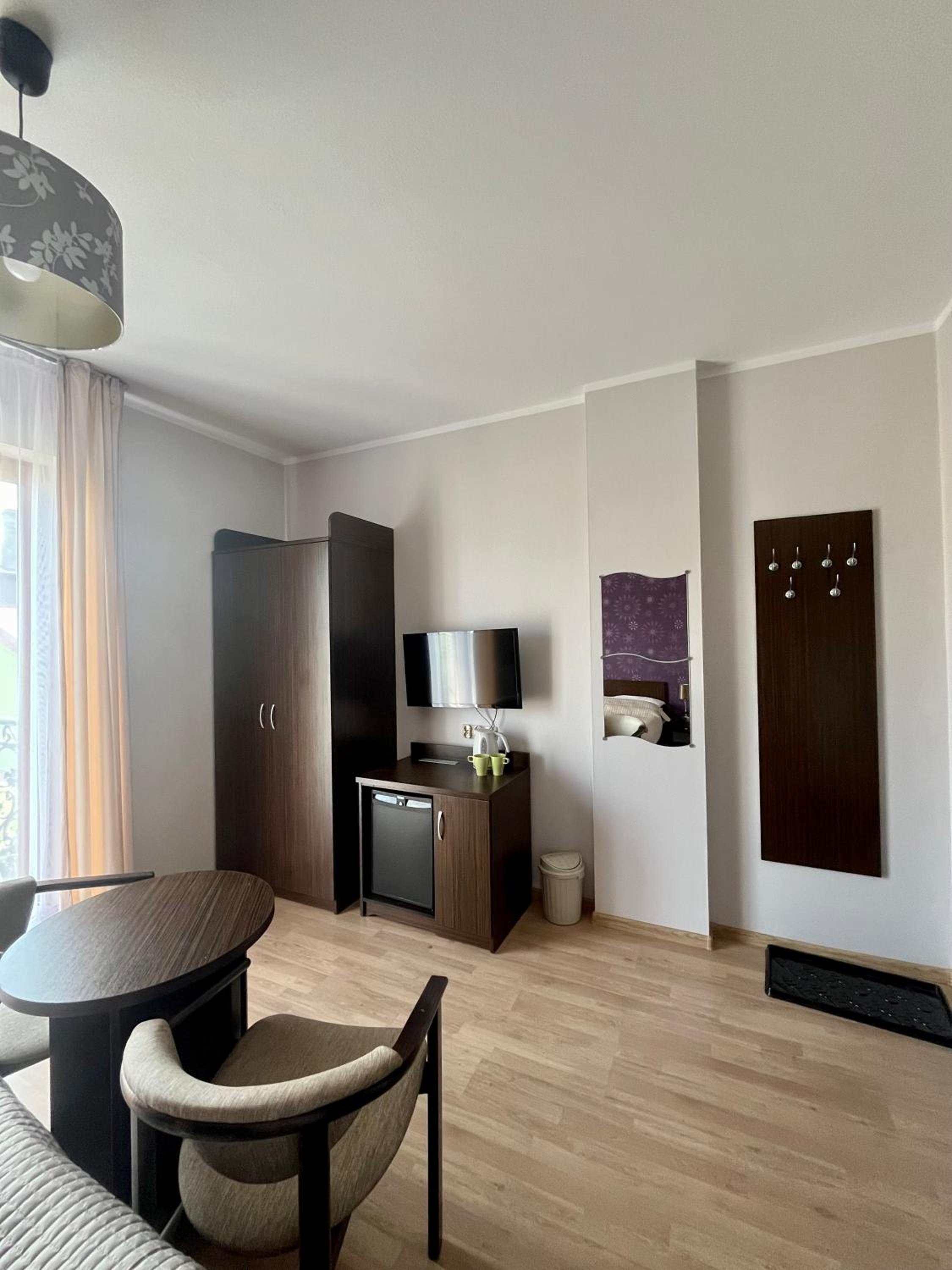 Double Room with Balcony photo 3