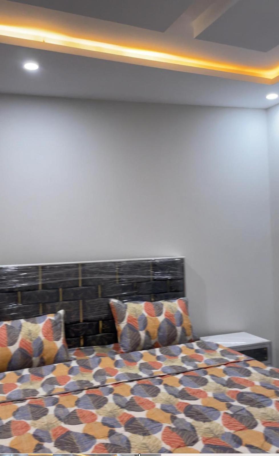 Apartment with Terrace photo 2