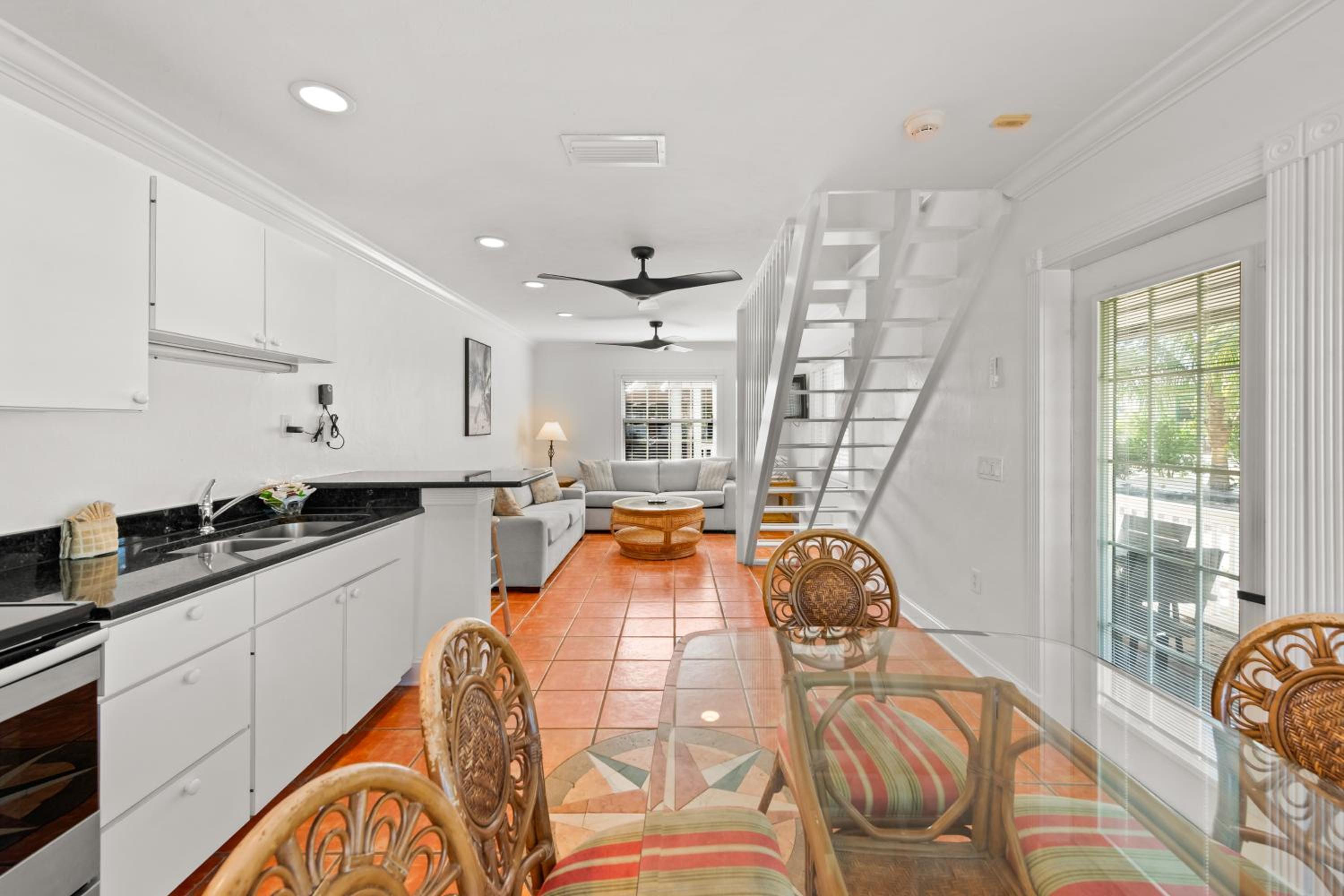 Ocean View King Room with Terrace photo 3