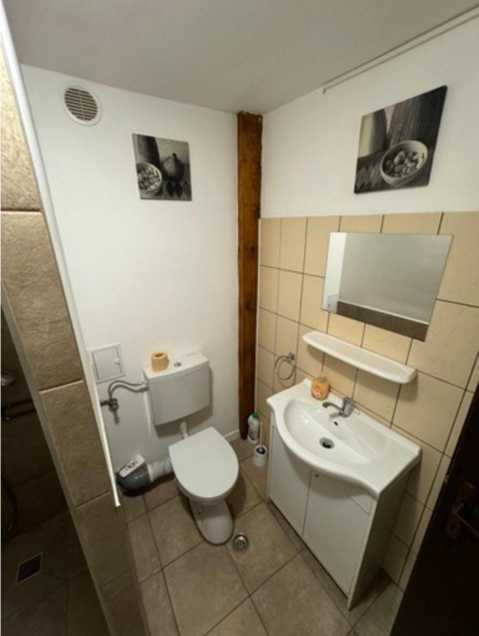 Triple Room - Photo 21