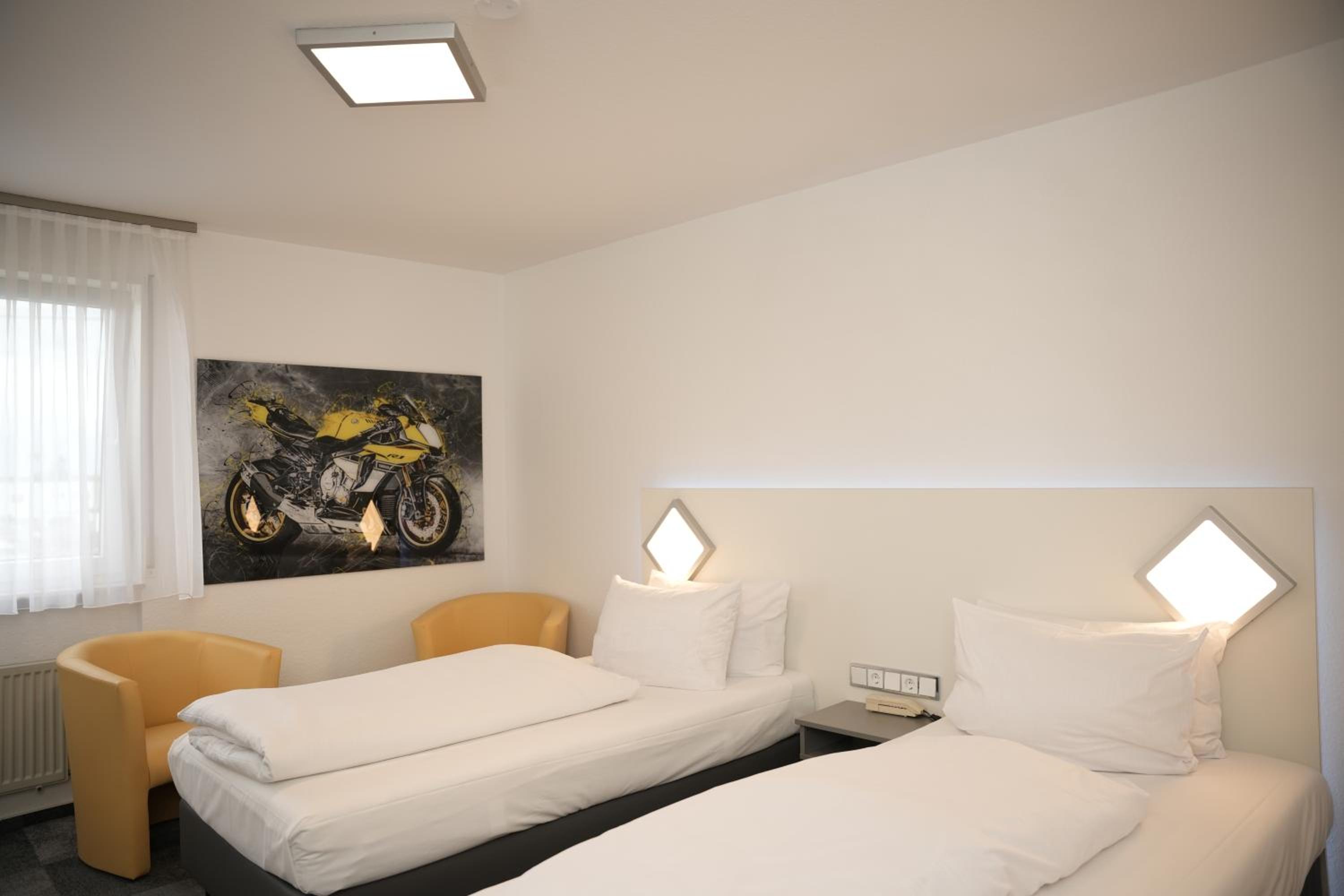 Twin Room photo 1