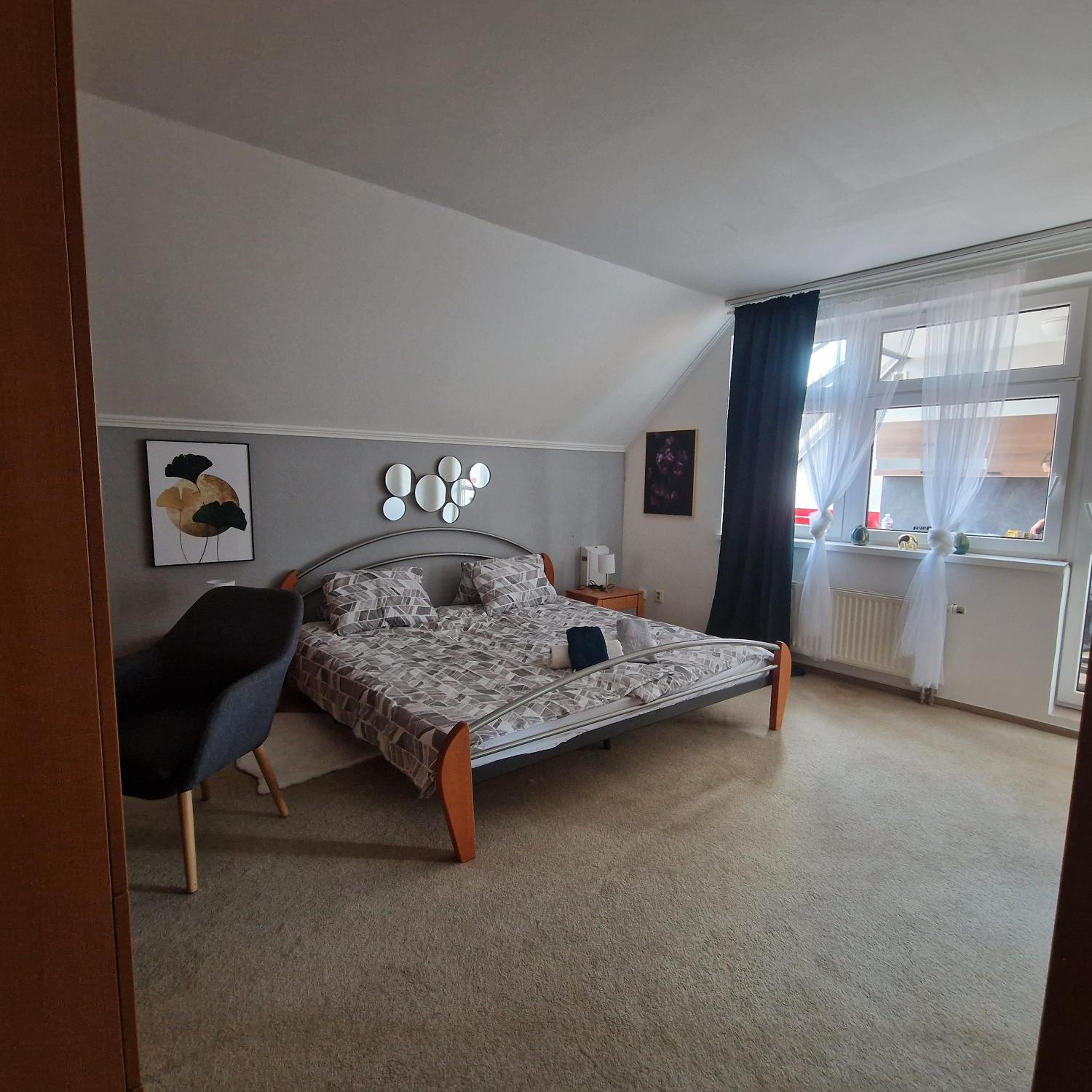 Quadruple Room with Shared Bathroom photo 3