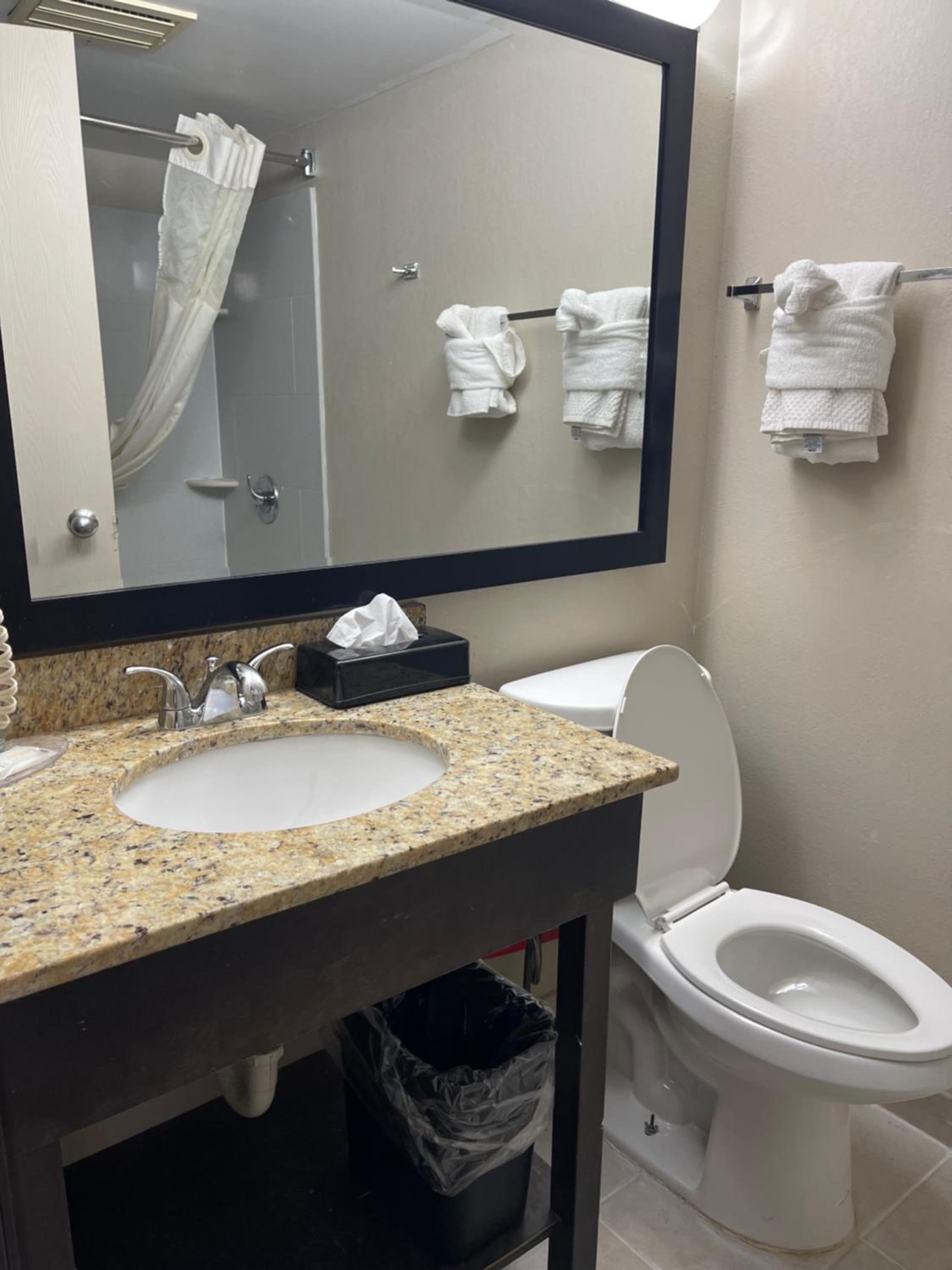 Suburban Studios Columbia Northwest, 사진 3