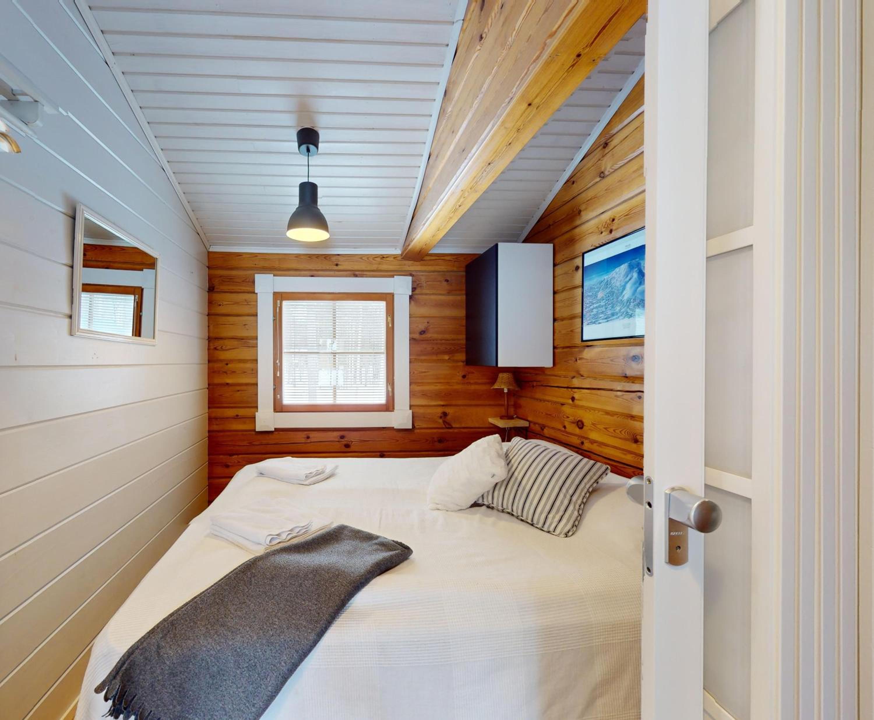 Three-Bedroom Villa photo 2
