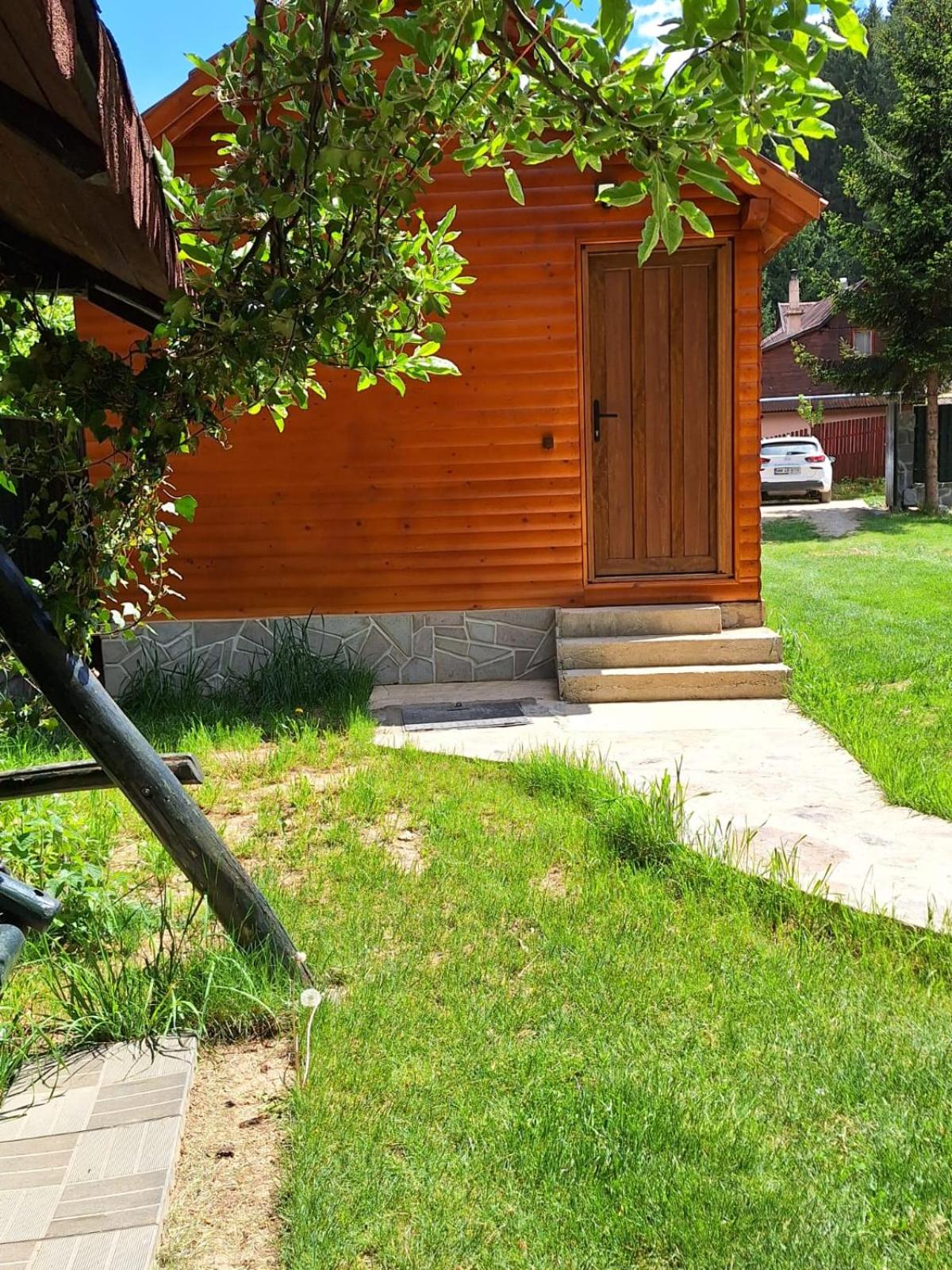Double or Twin Room with Private Bathroom - Photo 3