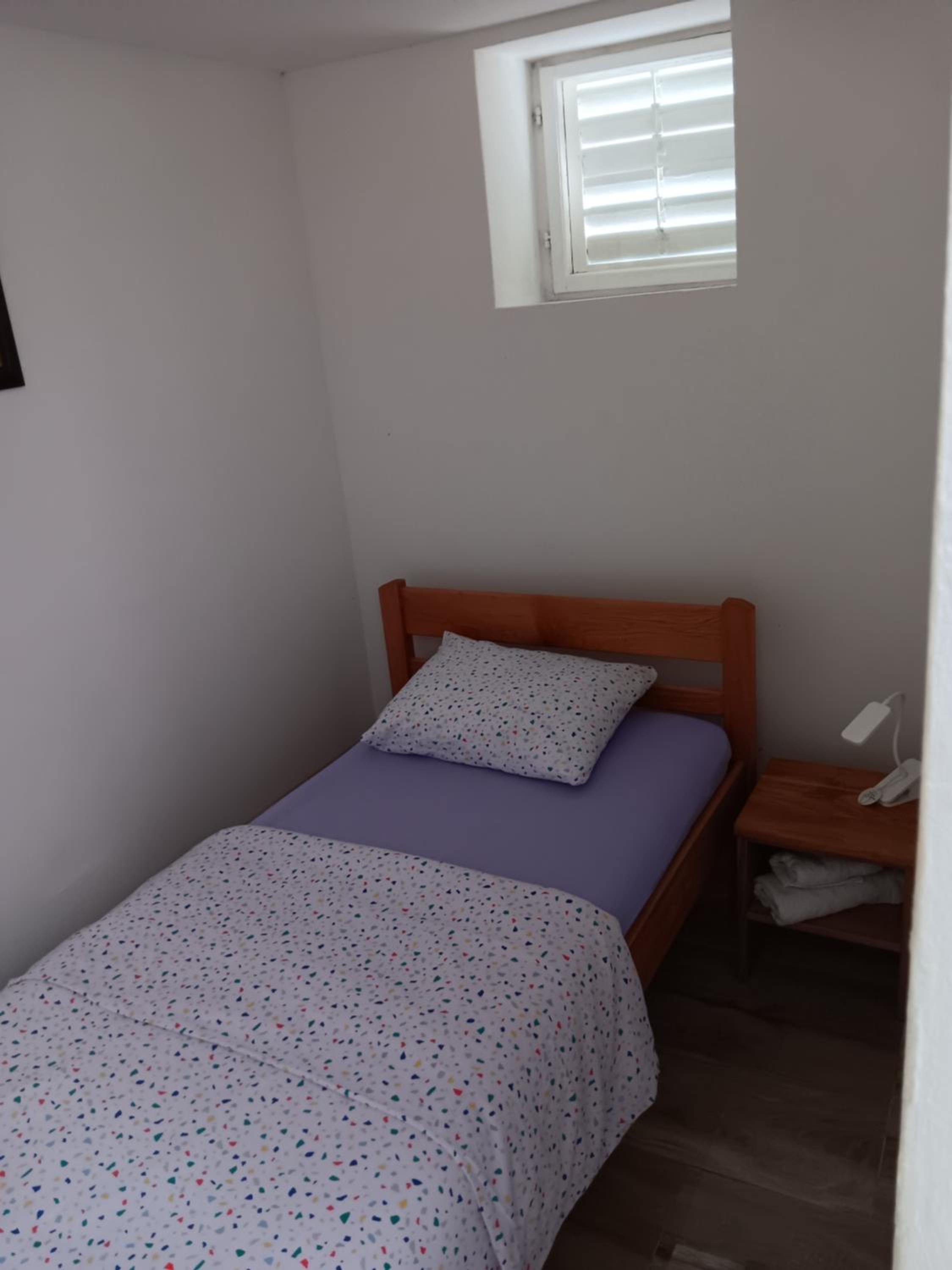 Apartment with Terrace - Photo 30